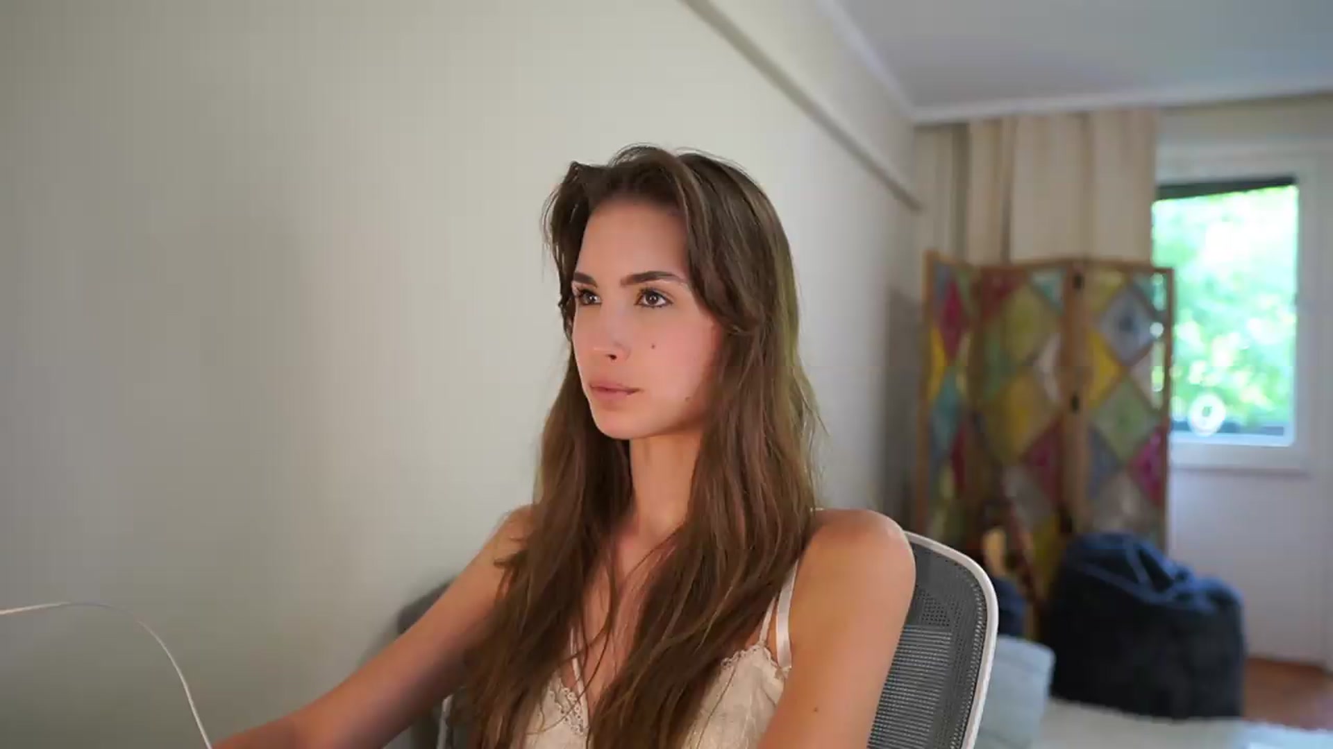 Gallery image thumbnail from Shy_jane's myfreecams stream on, 07/05/2026, 13:52 image 4 of 20