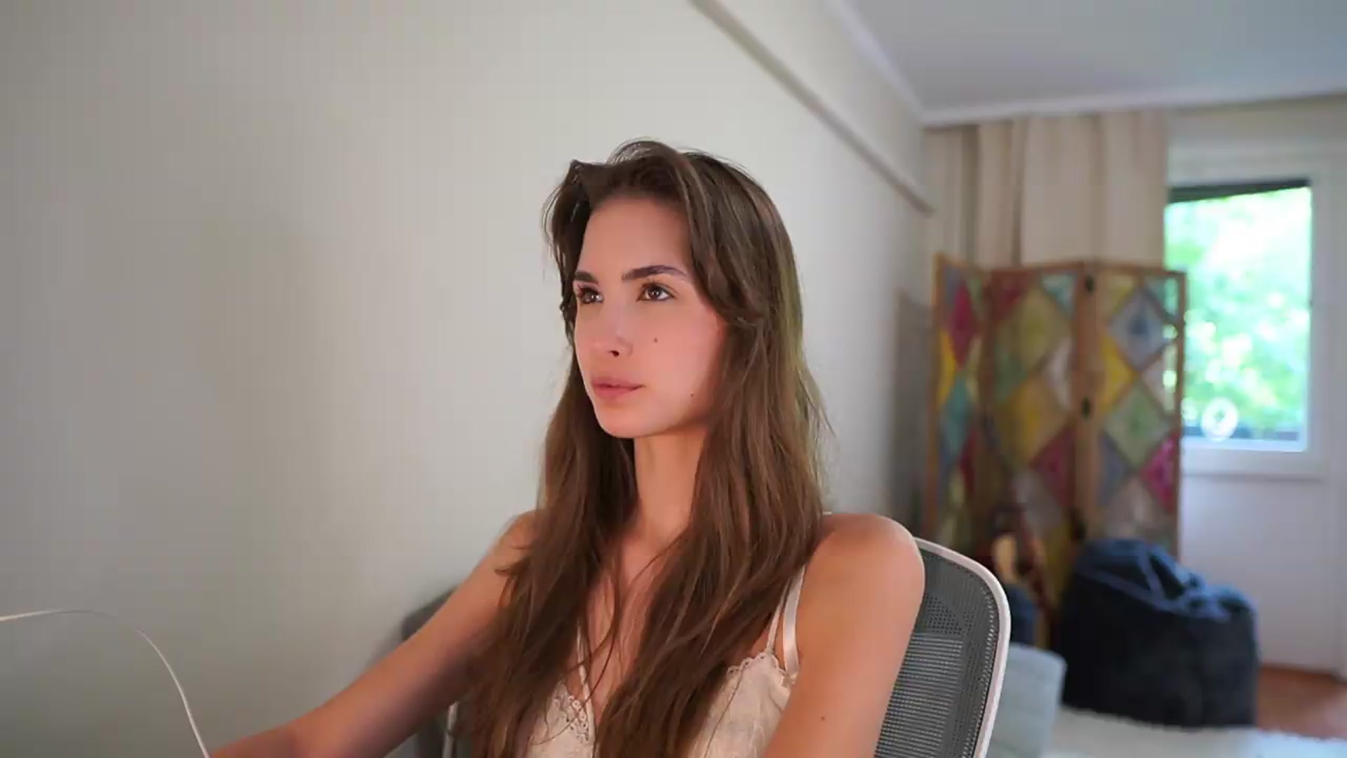 Gallery image thumbnail from Shy_jane's myfreecams stream on, 07/05/2026, 13:52 image 1 of 20