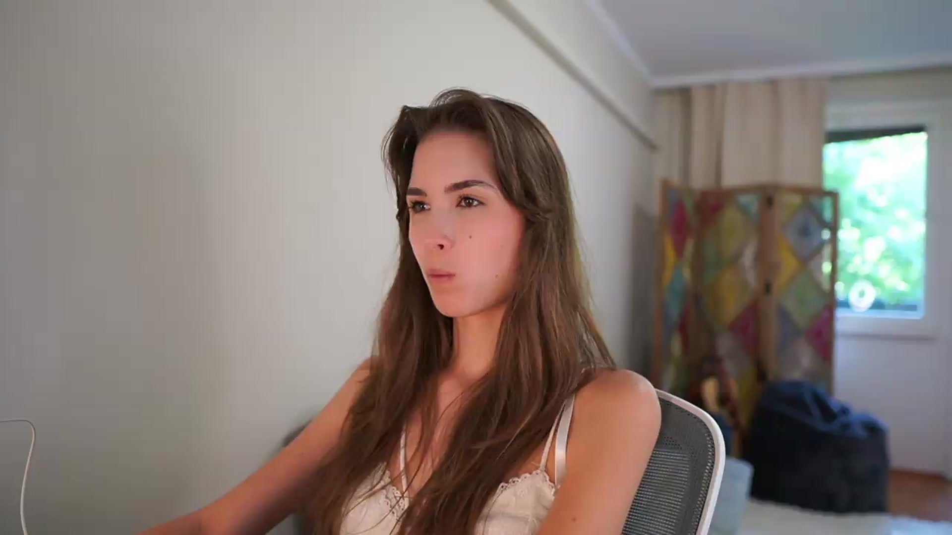 Gallery image thumbnail from Shy_jane's myfreecams stream on, 07/05/2026, 13:52 image 11 of 20