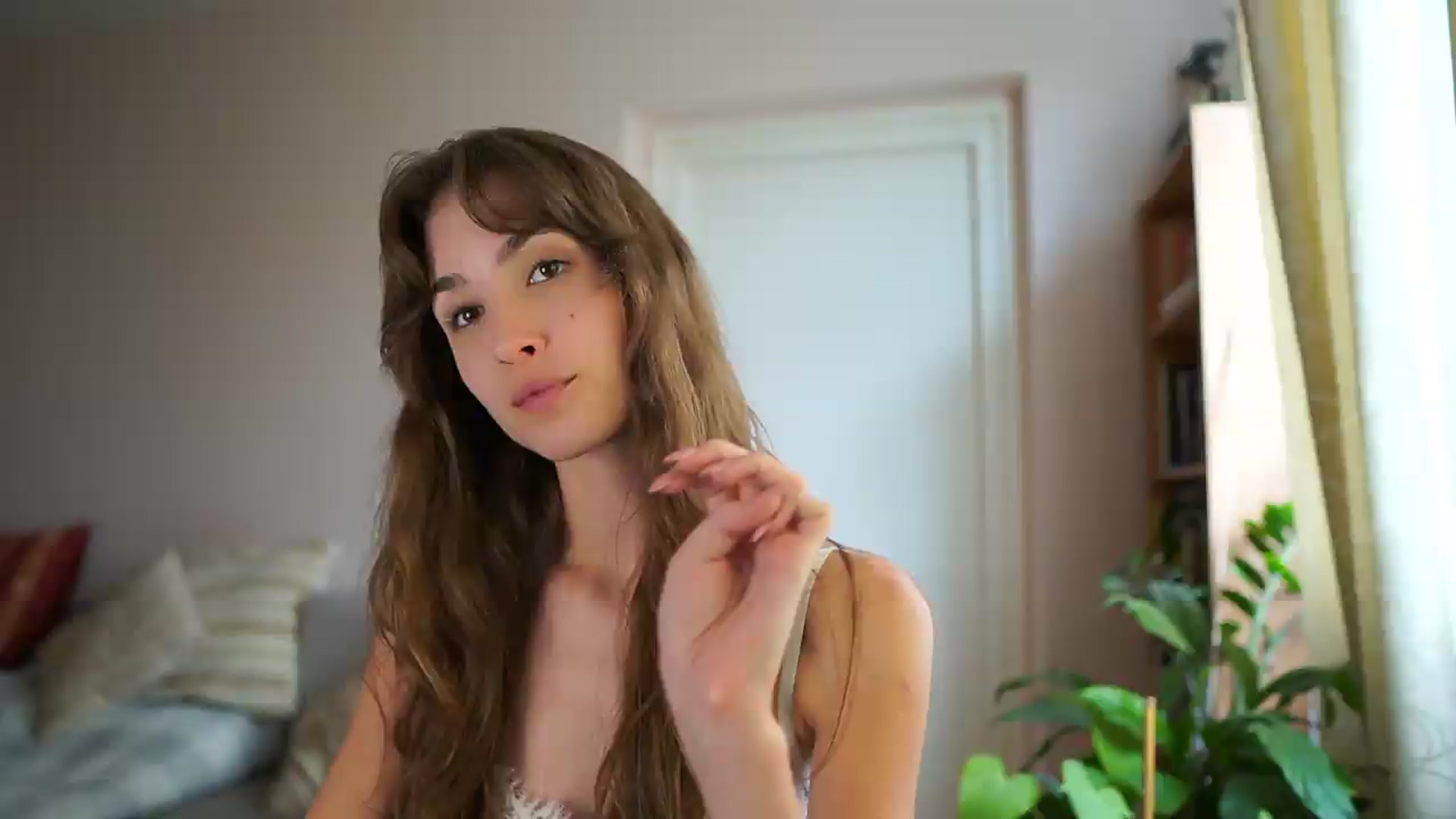 Gallery image thumbnail from Shy_jane's myfreecams stream on, 07/12/2026, 14:57 image 16 of 20