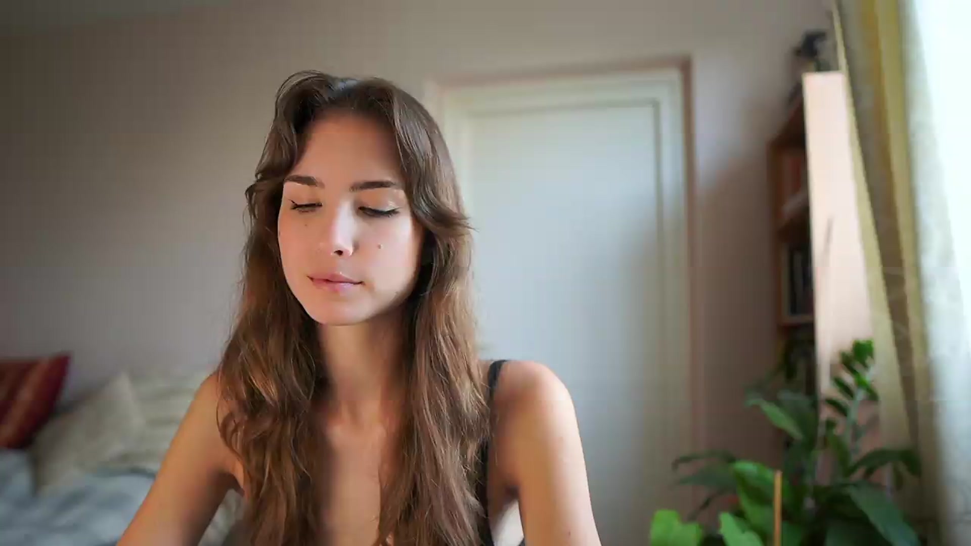 Gallery image thumbnail from Shy_jane's myfreecams stream on, 07/13/2026, 09:19 image 4 of 20