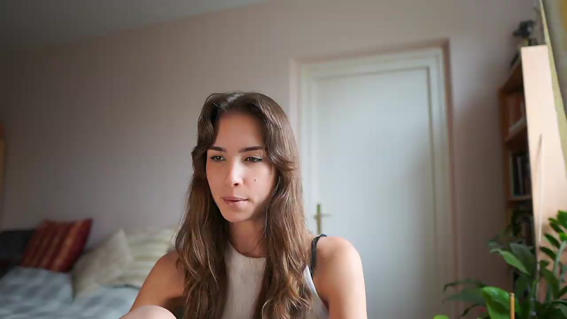 Gallery image thumbnail from Shy_jane's myfreecams stream on, 07/13/2026, 10:27 image 20 of 20