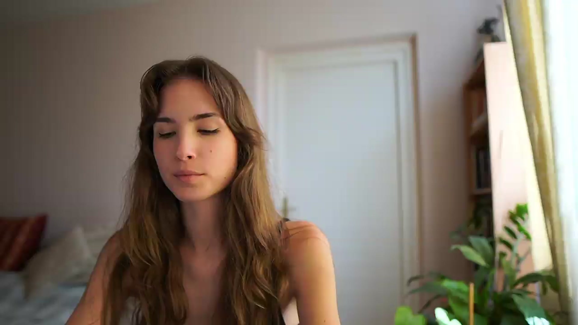 Gallery image thumbnail from Shy_jane's myfreecams stream on, 07/13/2026, 14:27 image 4 of 20
