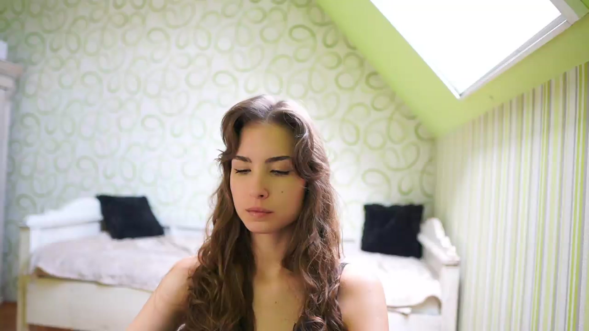 Gallery image thumbnail from Shy_jane's myfreecams stream on, 07/21/2026, 09:25 image 2 of 20