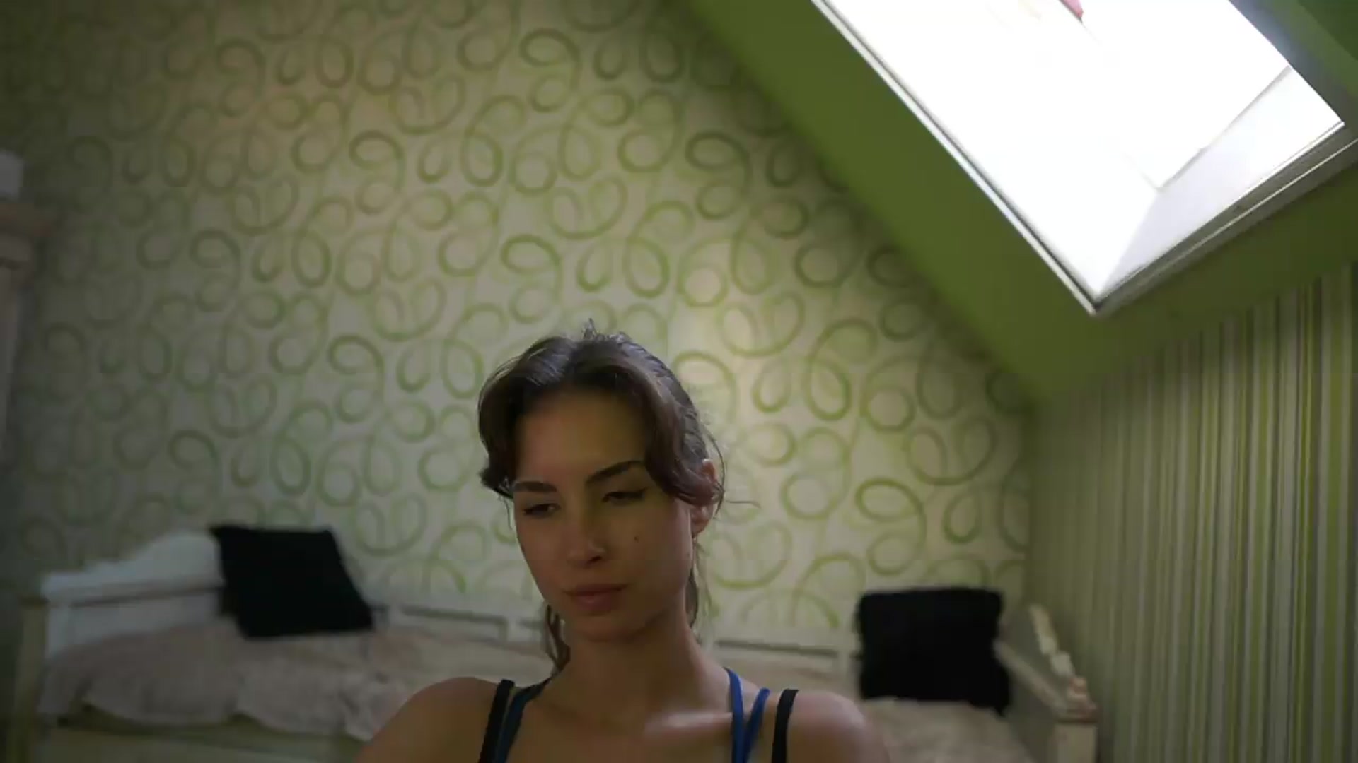 Gallery image thumbnail from Shy_jane's myfreecams stream on, 07/21/2026, 16:28 image 18 of 20