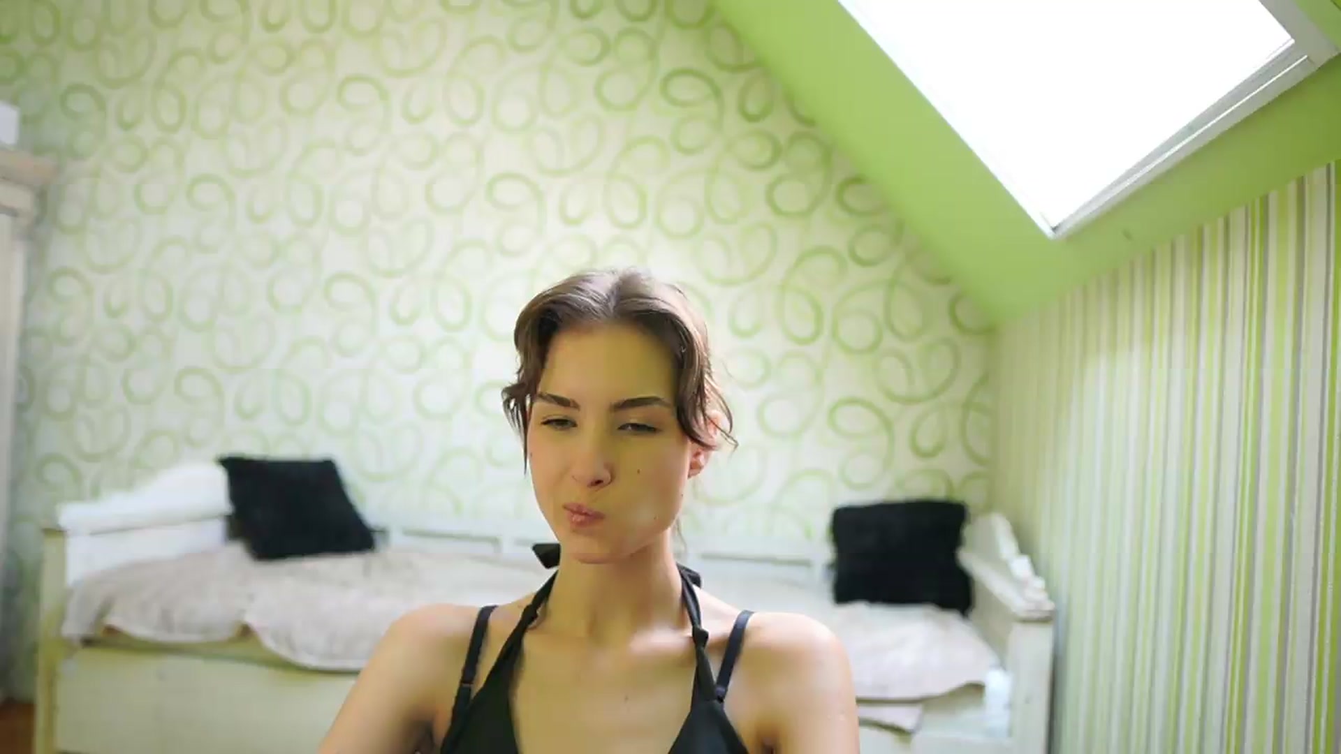 Gallery image thumbnail from Shy_jane's myfreecams stream on, 07/22/2026, 10:07 image 6 of 20
