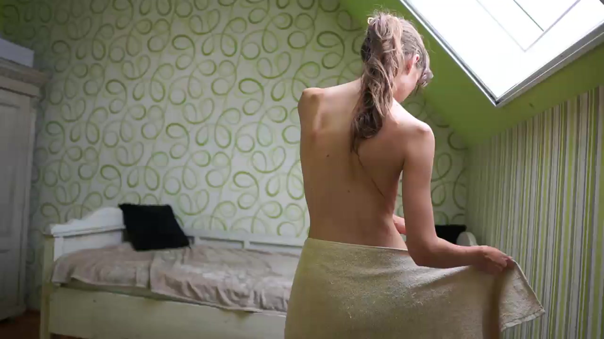 Gallery image thumbnail from Shy_jane's myfreecams stream on, 07/22/2026, 14:39 image 18 of 20