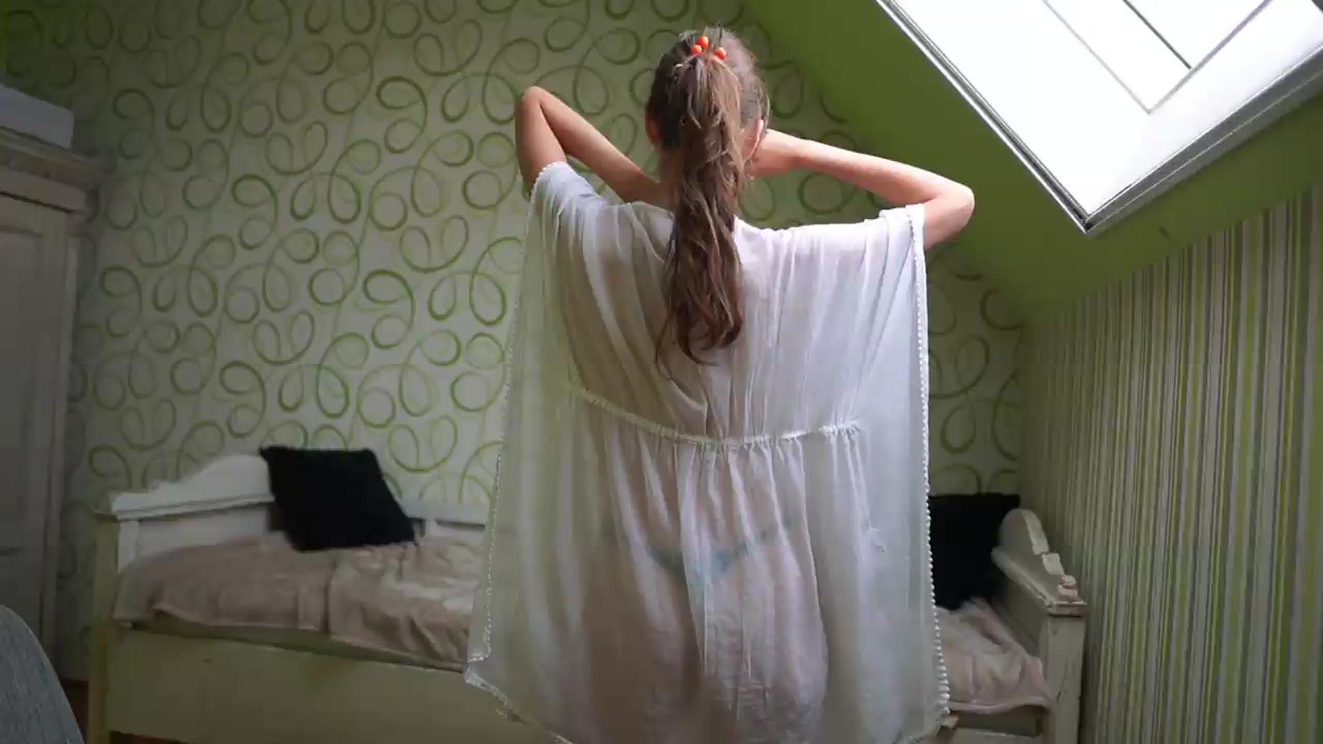 Gallery image thumbnail from Shy_jane's myfreecams stream on, 07/22/2026, 14:39 image 10 of 20