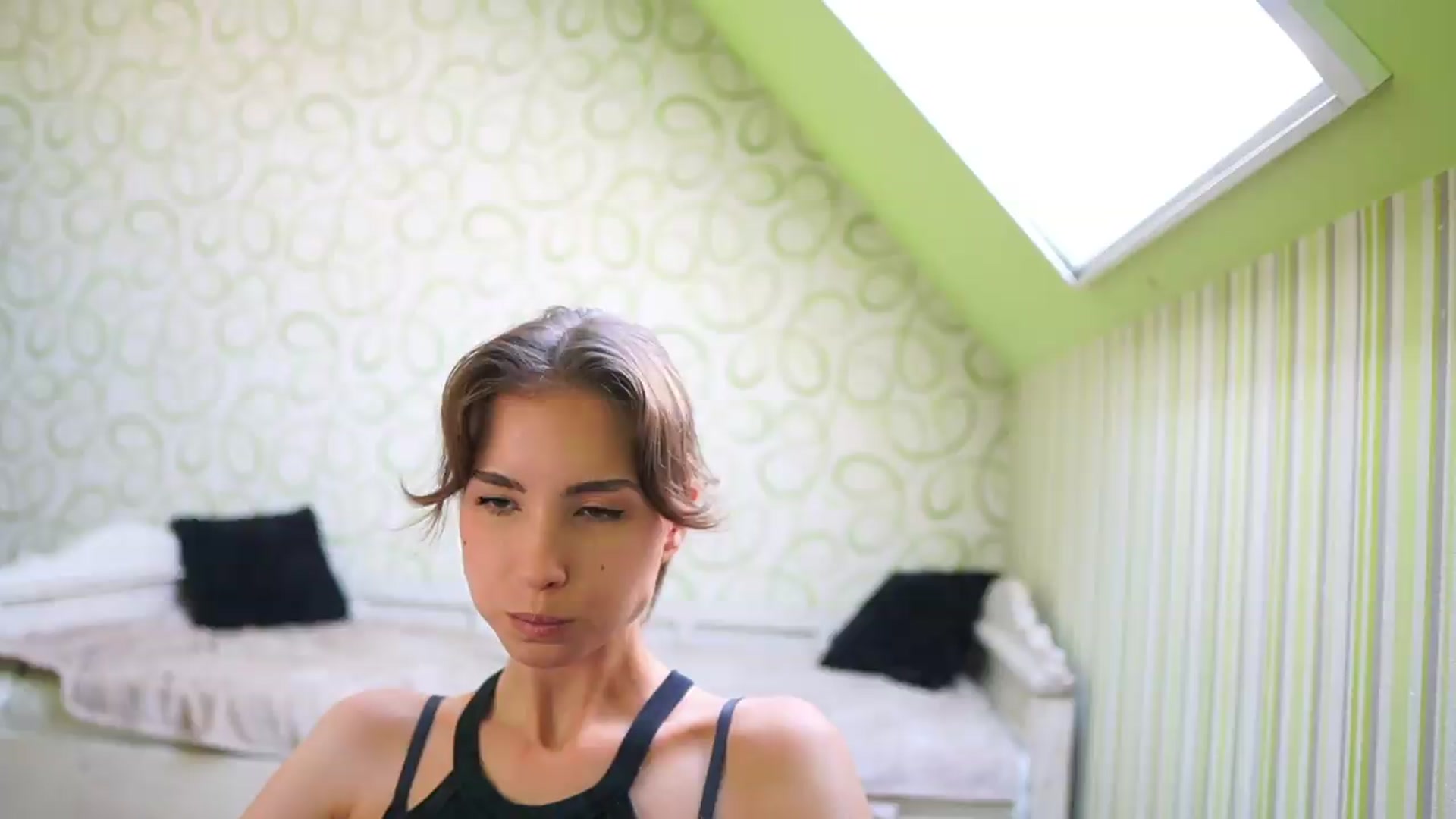 Gallery image thumbnail from Shy_jane's myfreecams stream on, 07/30/2026, 11:53 image 4 of 20