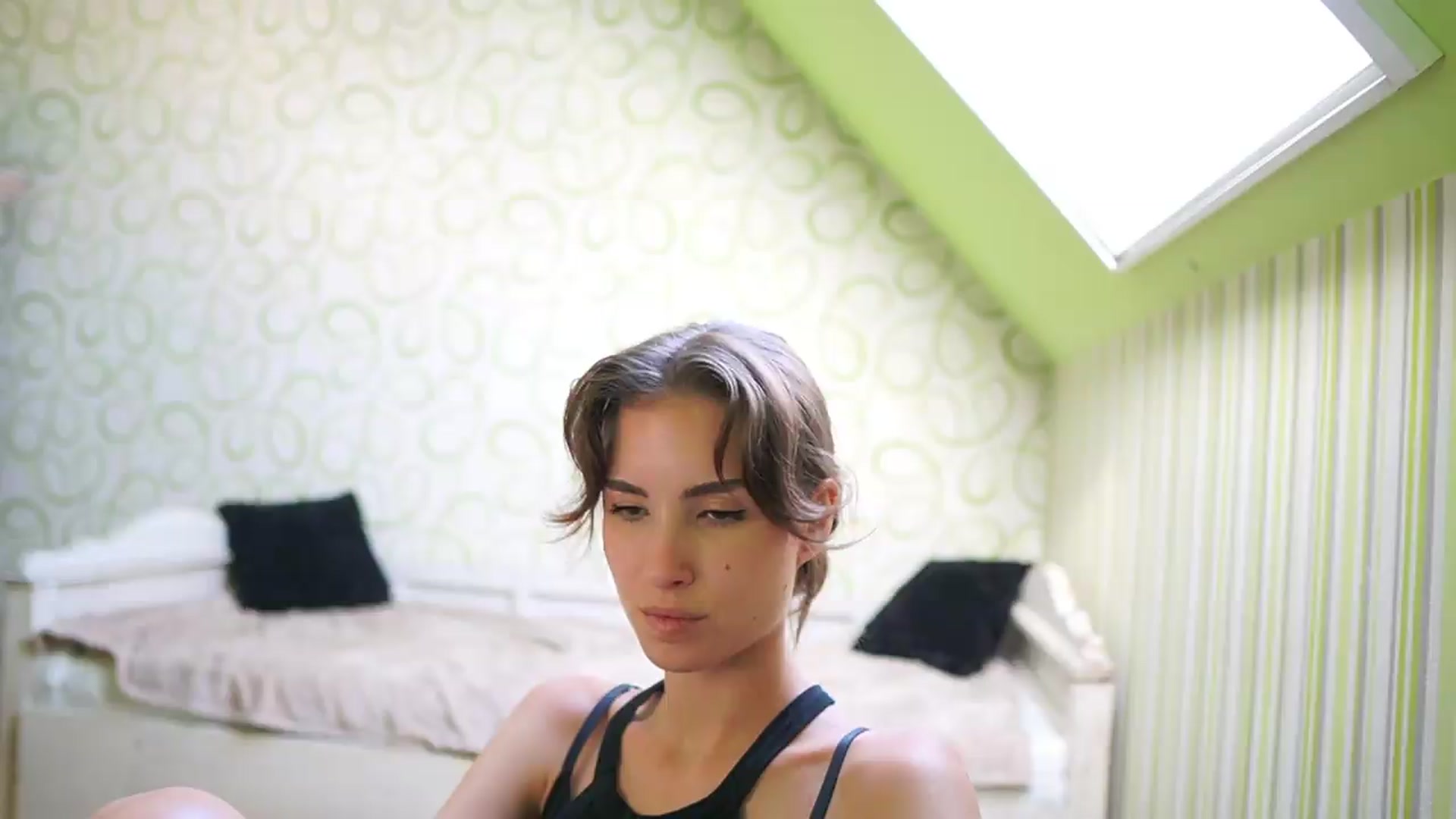 Gallery image thumbnail from Shy_jane's myfreecams stream on, 07/30/2026, 14:32 image 4 of 20
