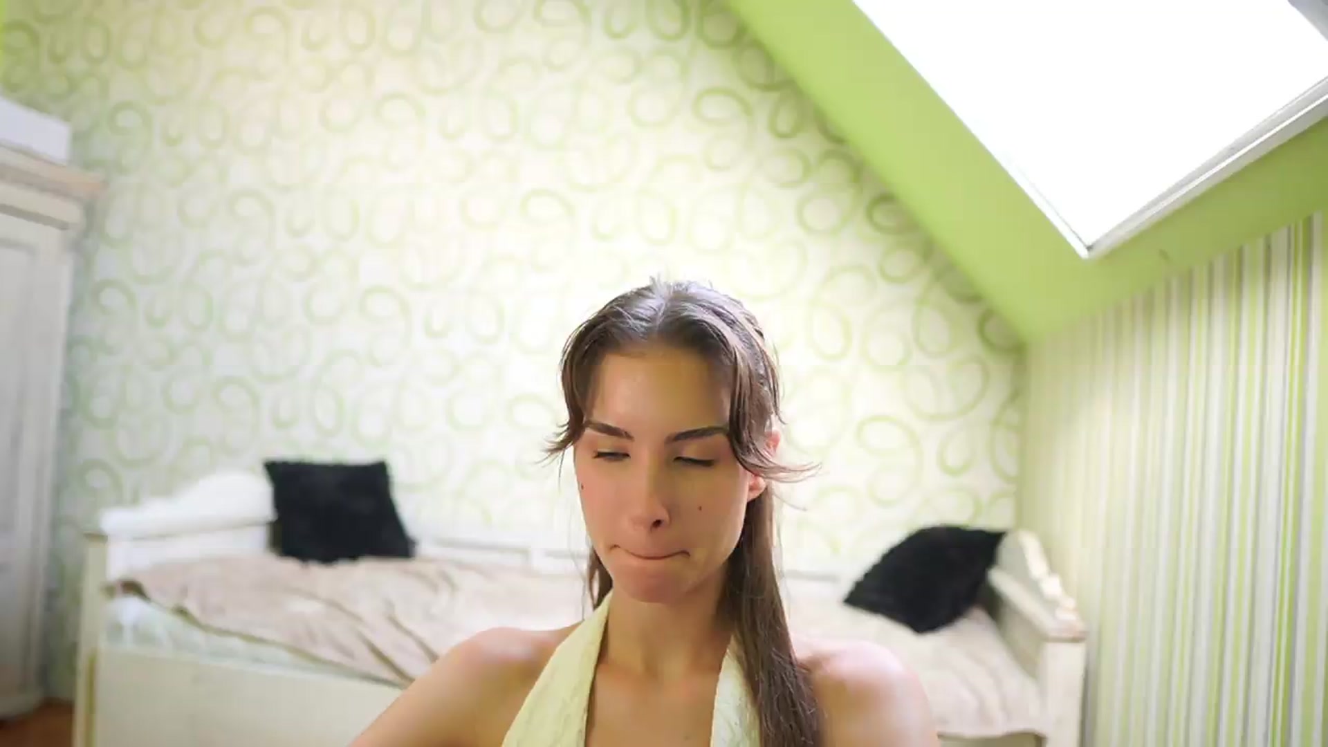 Gallery image thumbnail from Shy_jane's myfreecams stream on, 07/31/2026, 14:04 image 7 of 20