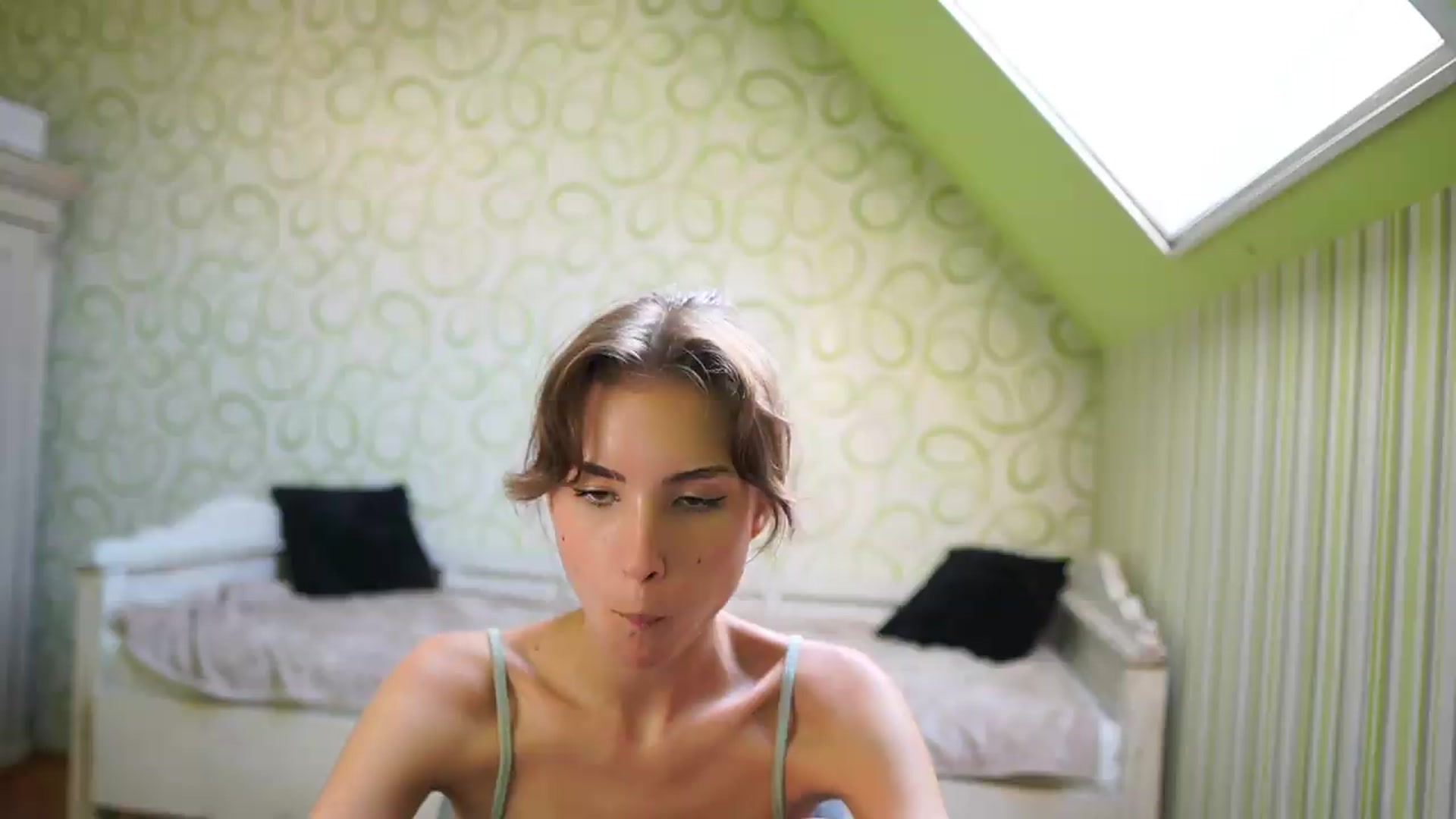 Gallery image thumbnail from Shy_jane's myfreecams stream on, 08/02/2026, 16:52 image 4 of 20