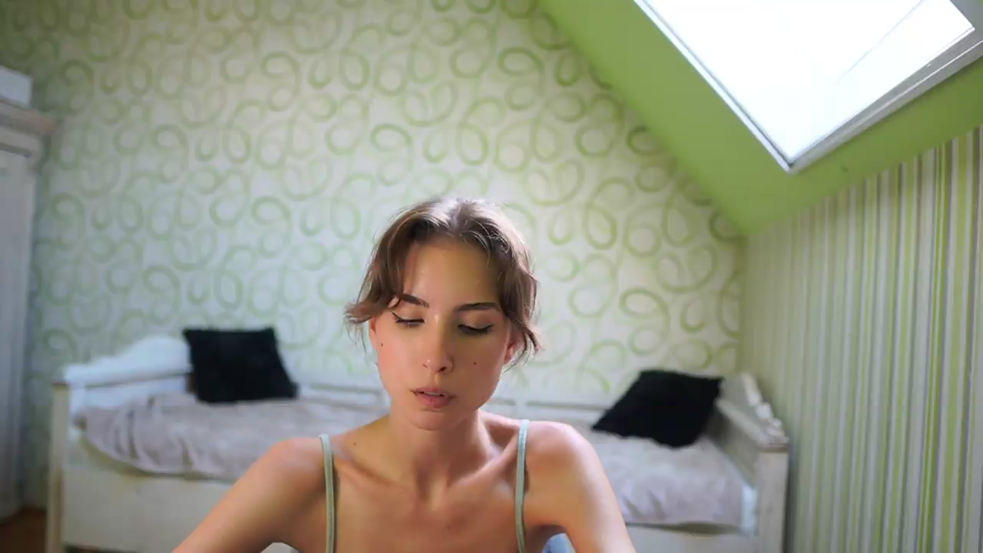 Gallery image thumbnail from Shy_jane's myfreecams stream on, 08/02/2026, 16:52 image 7 of 20