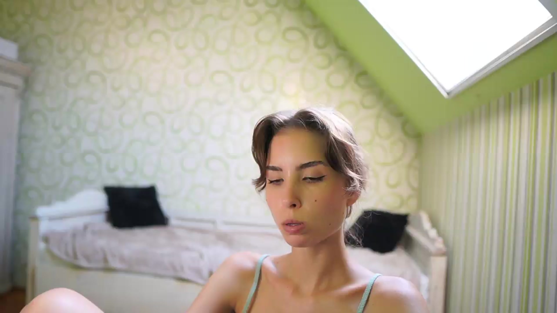 Gallery image thumbnail from Shy_jane's myfreecams stream on, 08/02/2026, 16:52 image 12 of 20