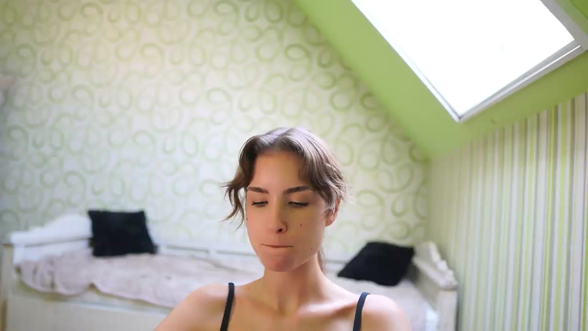 Gallery image thumbnail from Shy_jane's myfreecams stream on, 08/05/2026, 11:56 image 3 of 20