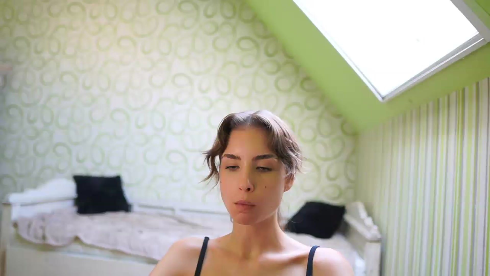 Gallery image thumbnail from Shy_jane's myfreecams stream on, 08/05/2026, 11:56 image 12 of 20