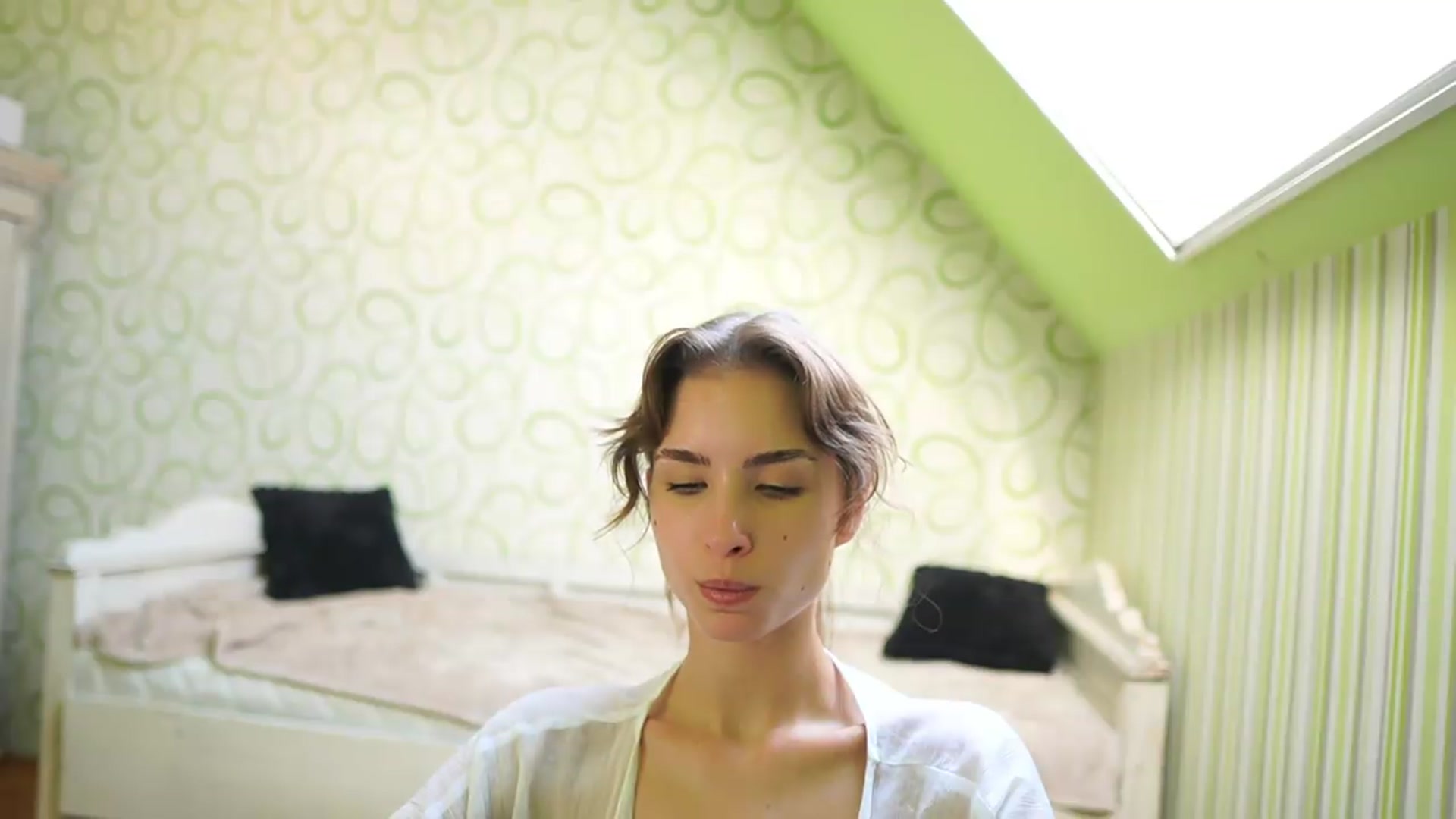 Gallery image thumbnail from Shy_jane's myfreecams stream on, 08/05/2026, 14:45 image 3 of 20