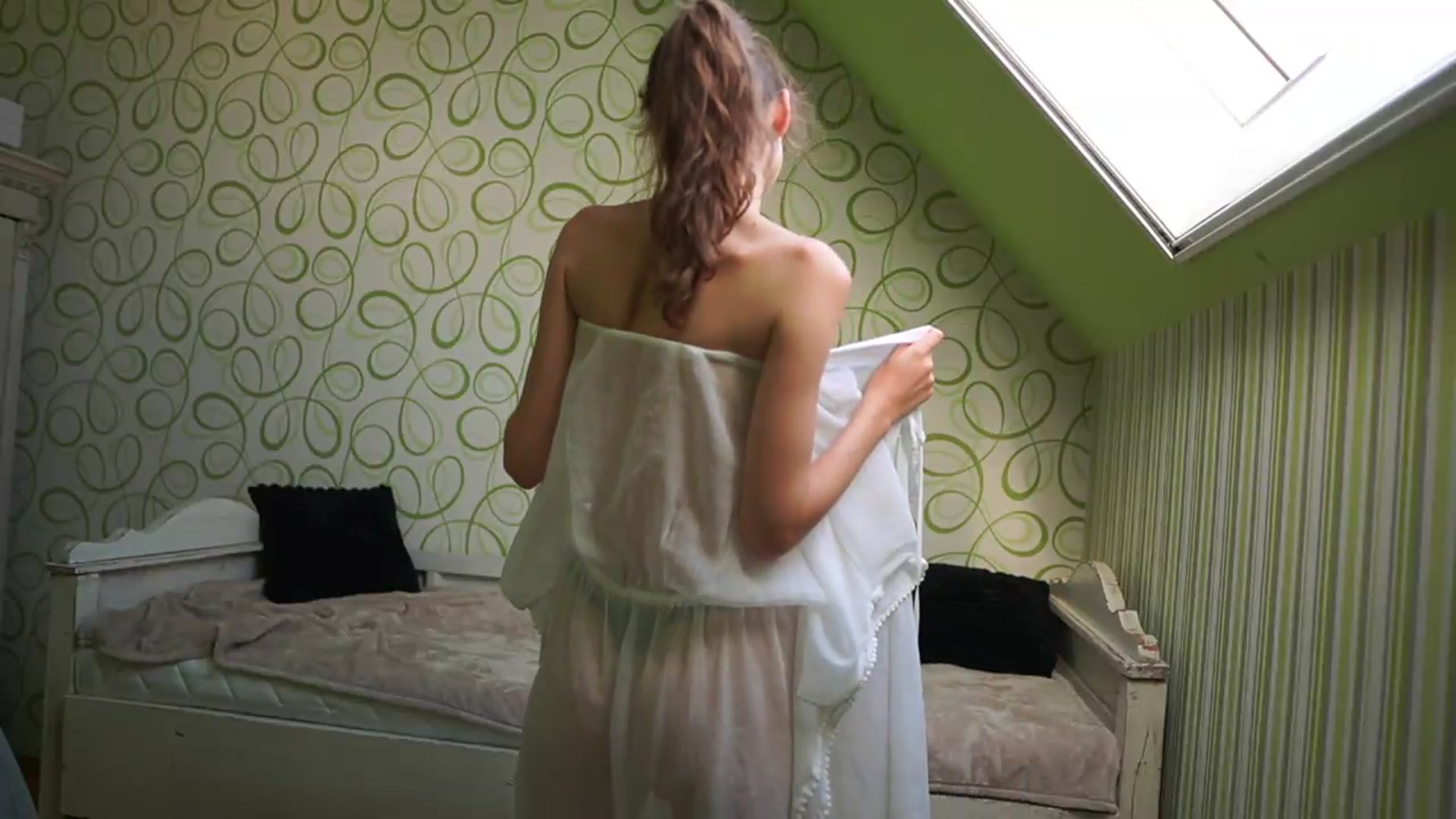 Gallery image thumbnail from Shy_jane's myfreecams stream on, 08/05/2026, 14:45 image 12 of 20