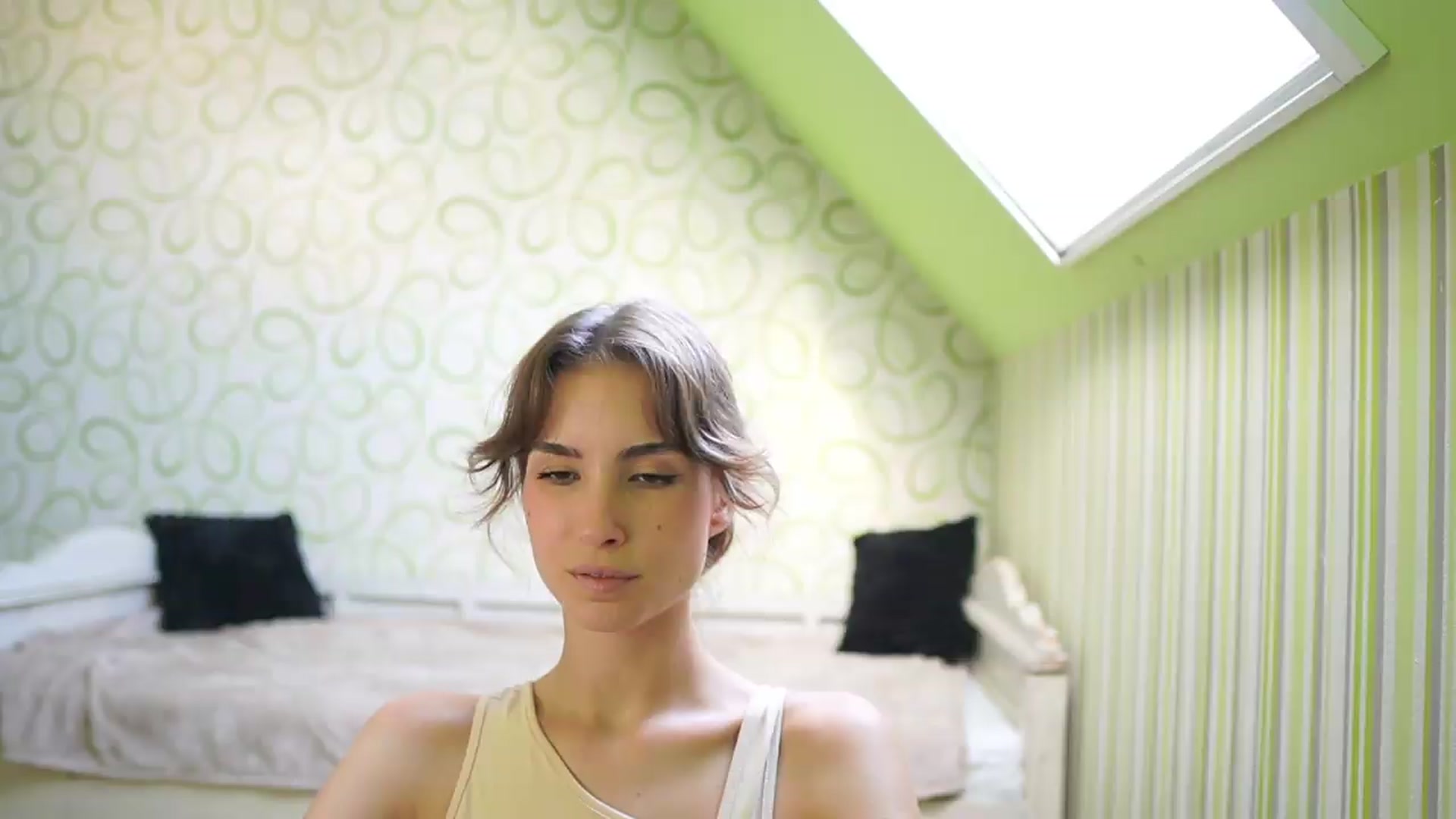 Gallery image thumbnail from Shy_jane's myfreecams stream on, 08/08/2026, 15:44 image 9 of 20