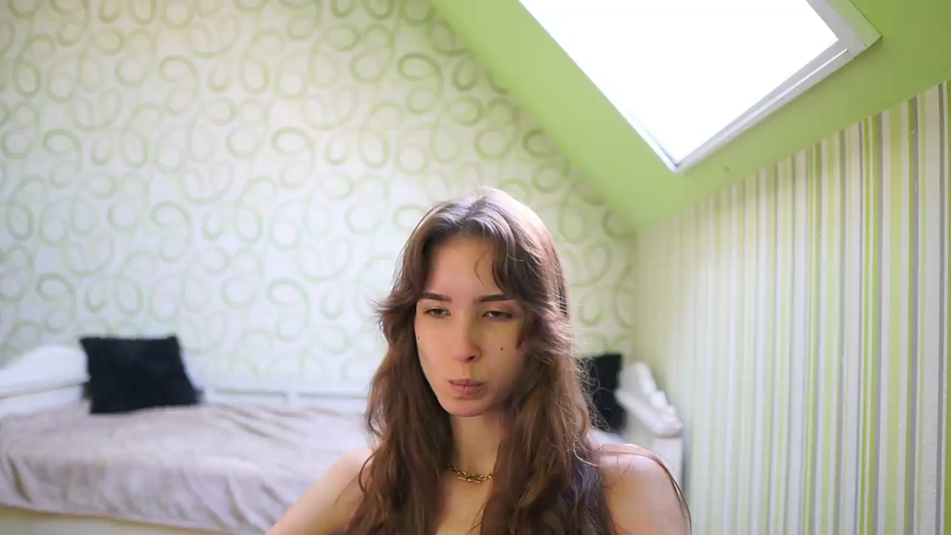 Gallery image thumbnail from Shy_jane's myfreecams stream on, 08/10/2026, 09:21 image 19 of 20