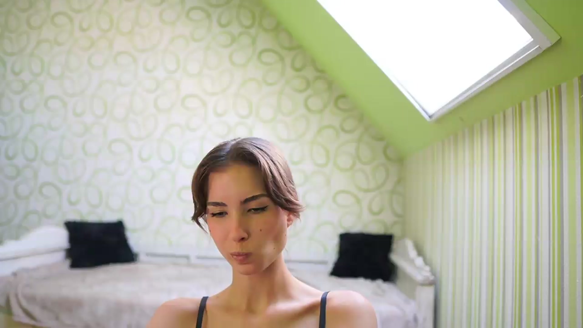 Gallery image thumbnail from Shy_jane's myfreecams stream on, 08/12/2026, 11:00 image 6 of 20