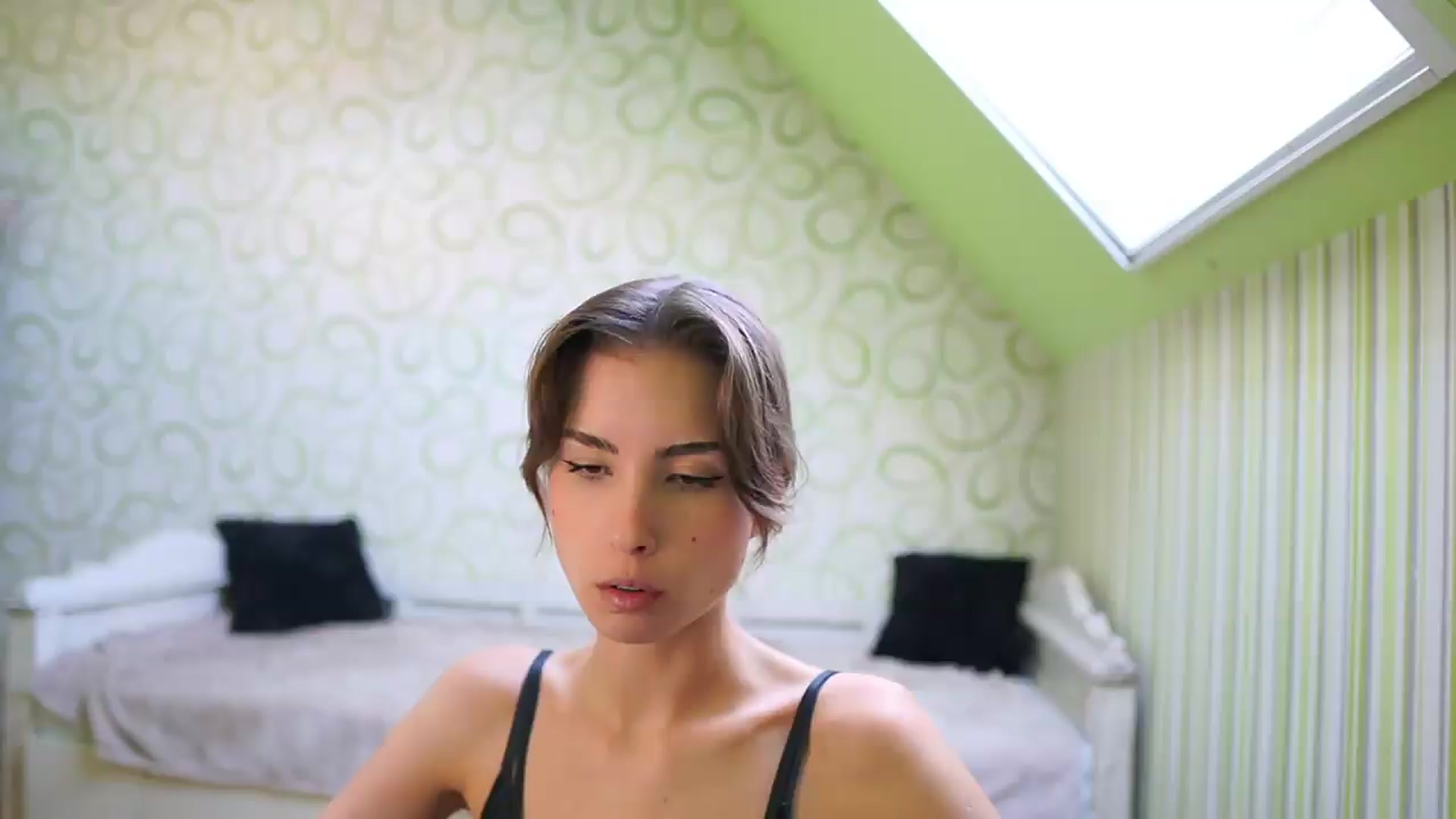 Gallery image thumbnail from Shy_jane's myfreecams stream on, 08/12/2026, 12:09 image 3 of 20