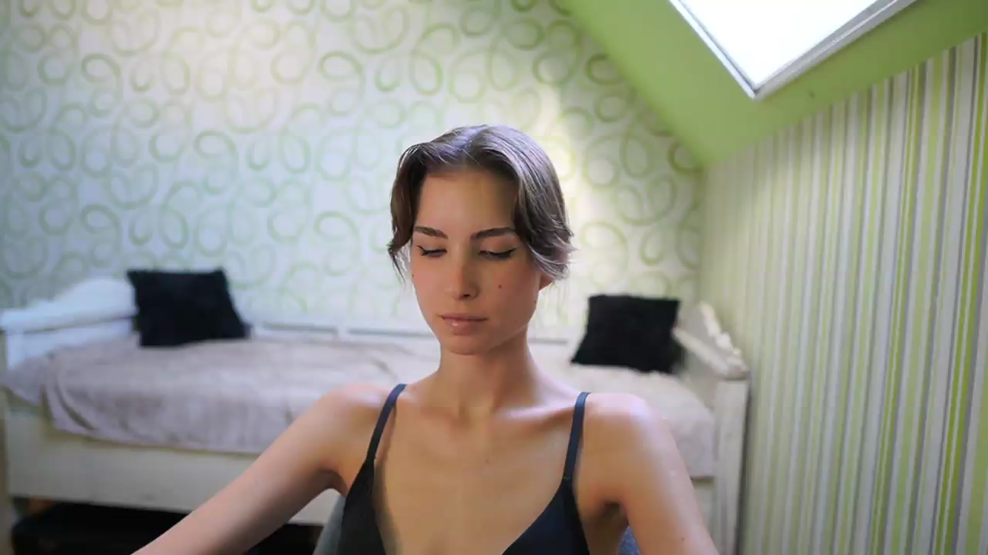 Gallery image thumbnail from Shy_jane's myfreecams stream on, 08/12/2026, 16:02 image 10 of 20