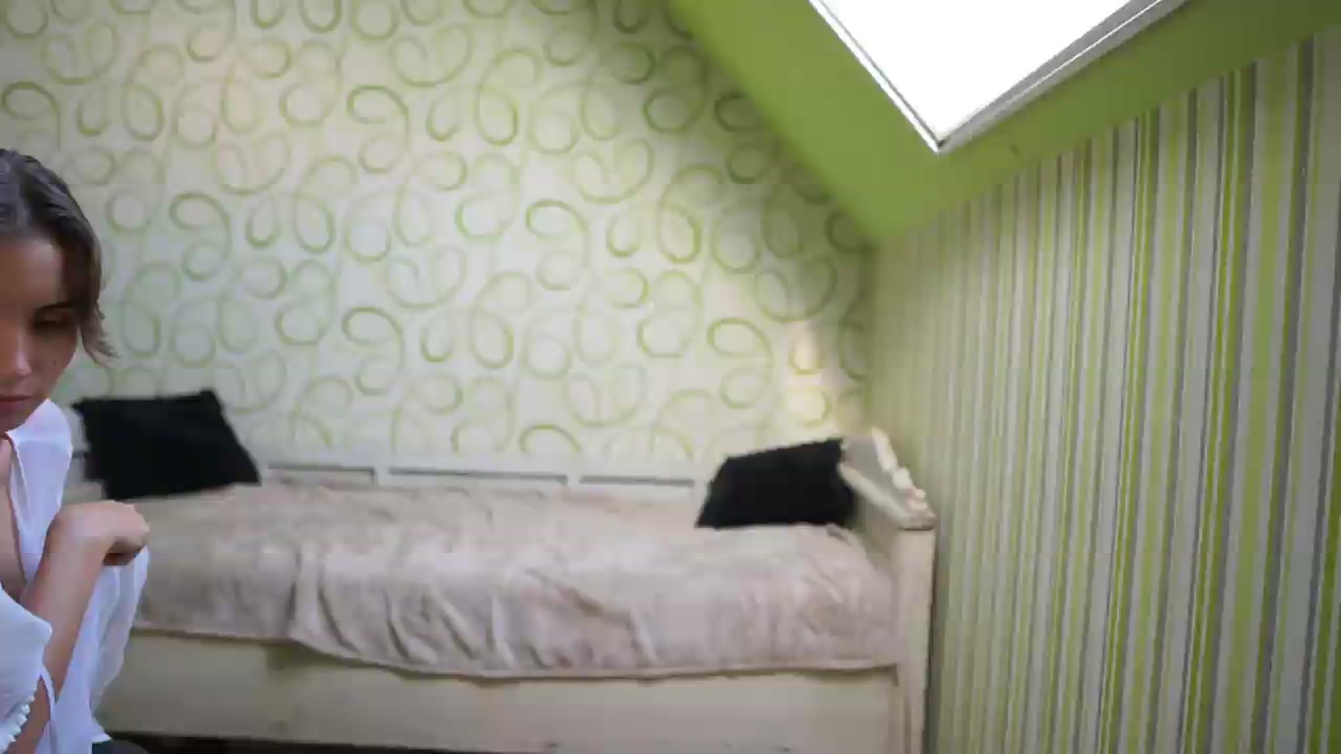 Gallery image thumbnail from Shy_jane's myfreecams stream on, 08/16/2026, 14:48 image 18 of 20