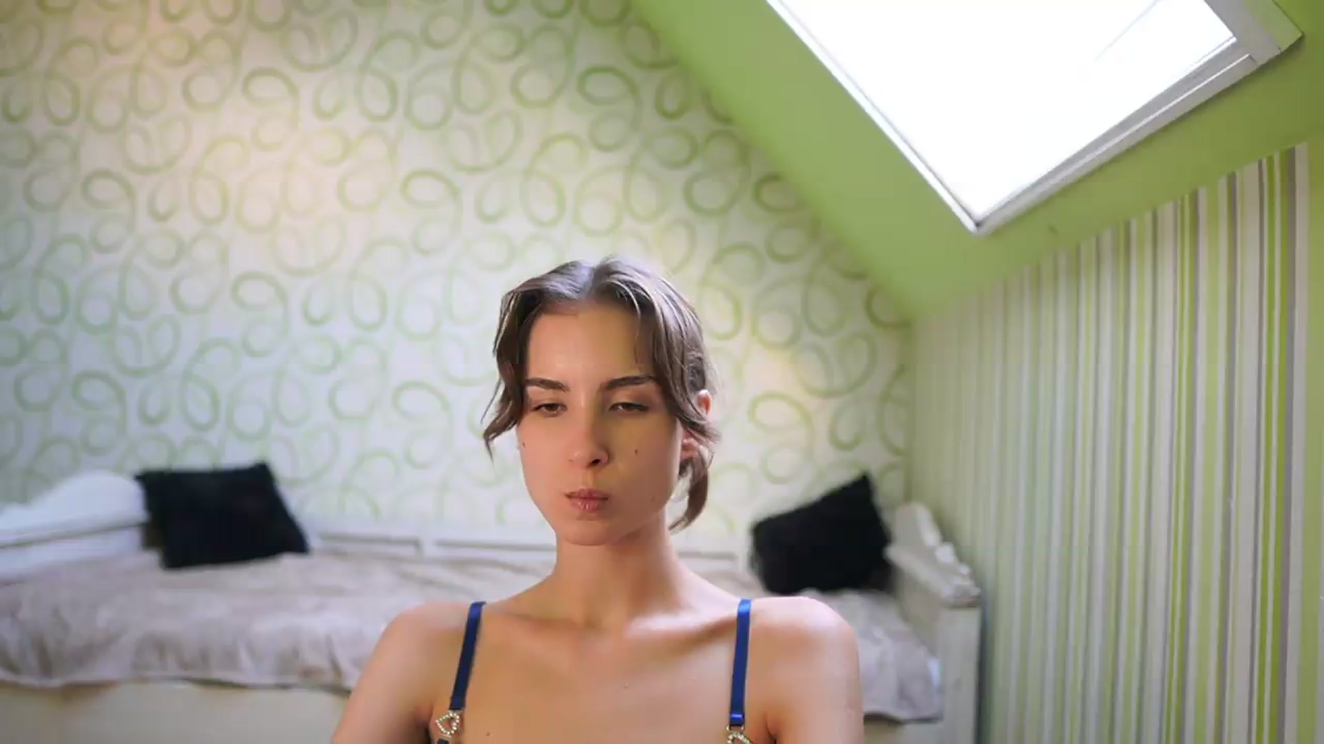 Gallery image thumbnail from Shy_jane's myfreecams stream on, 08/16/2026, 16:45 image 3 of 20