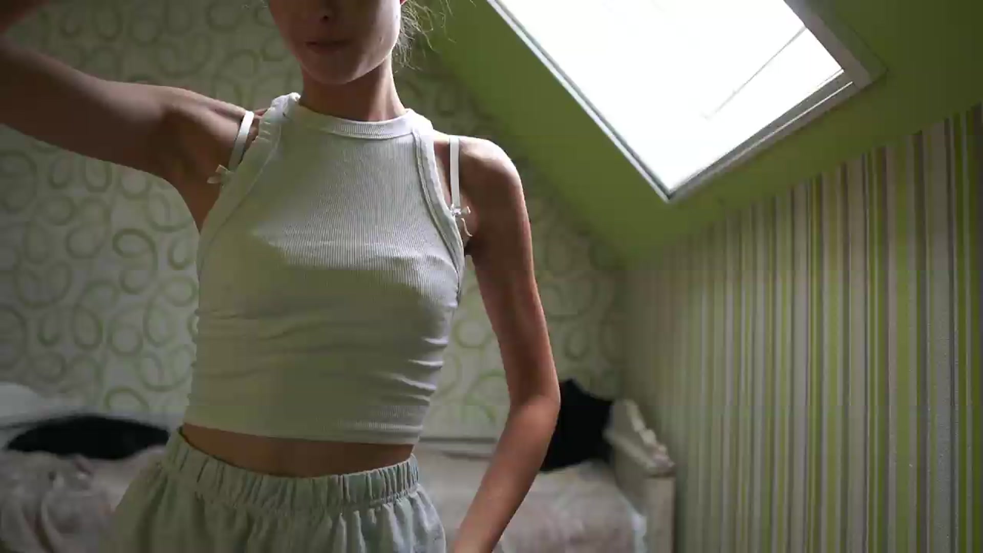 Gallery image thumbnail from Shy_jane's myfreecams stream on, 08/18/2026, 13:59 image 8 of 20