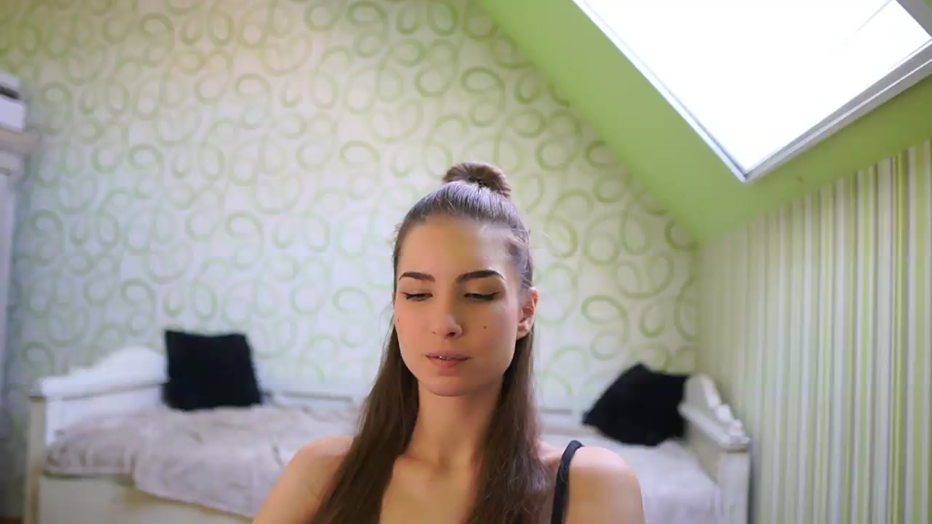 Gallery image thumbnail from Shy_jane's myfreecams stream on, 08/23/2026, 09:44 image 9 of 20