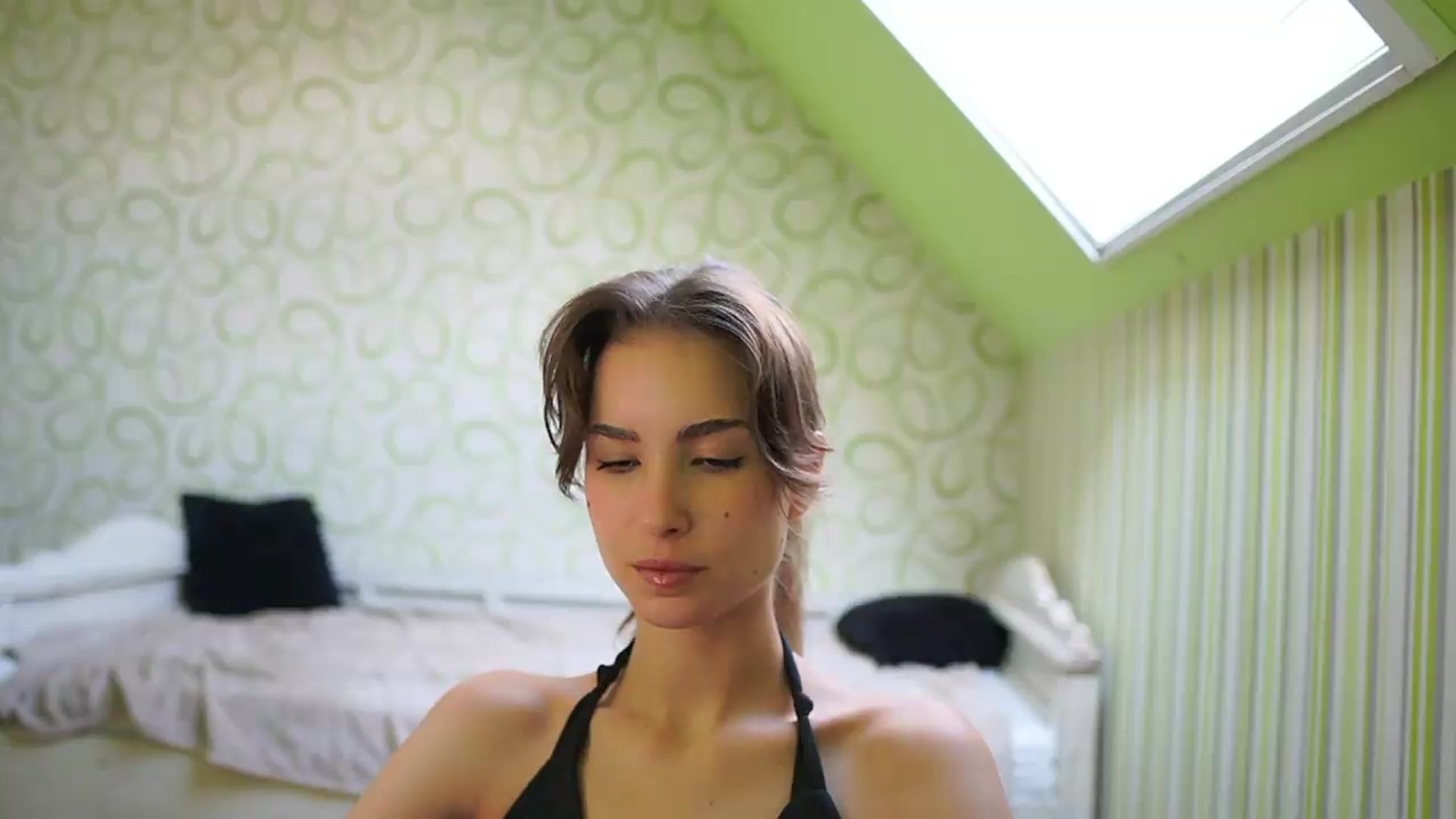 Gallery image thumbnail from Shy_jane's myfreecams stream on, 08/26/2026, 09:13 image 2 of 20