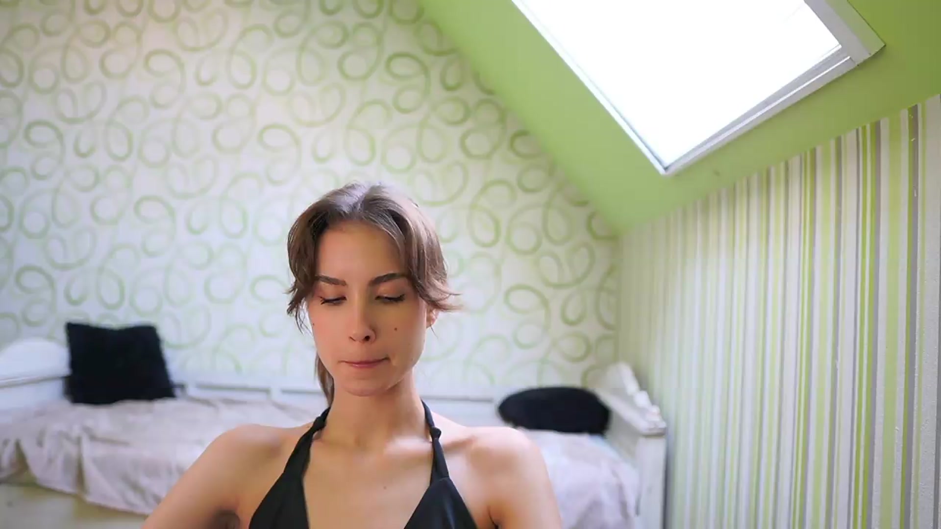 Gallery image thumbnail from Shy_jane's myfreecams stream on, 08/26/2026, 10:00 image 1 of 20