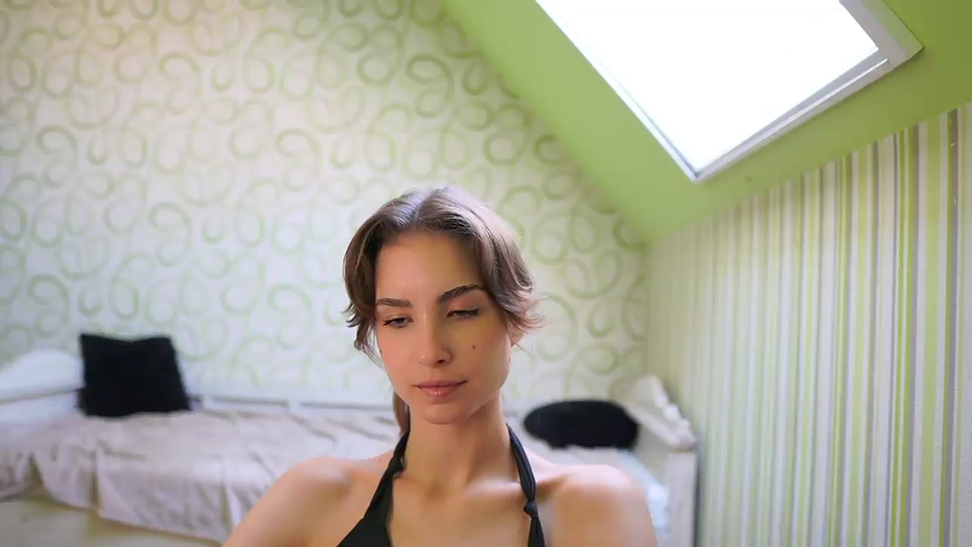 Gallery image thumbnail from Shy_jane's myfreecams stream on, 08/26/2026, 11:15 image 10 of 20