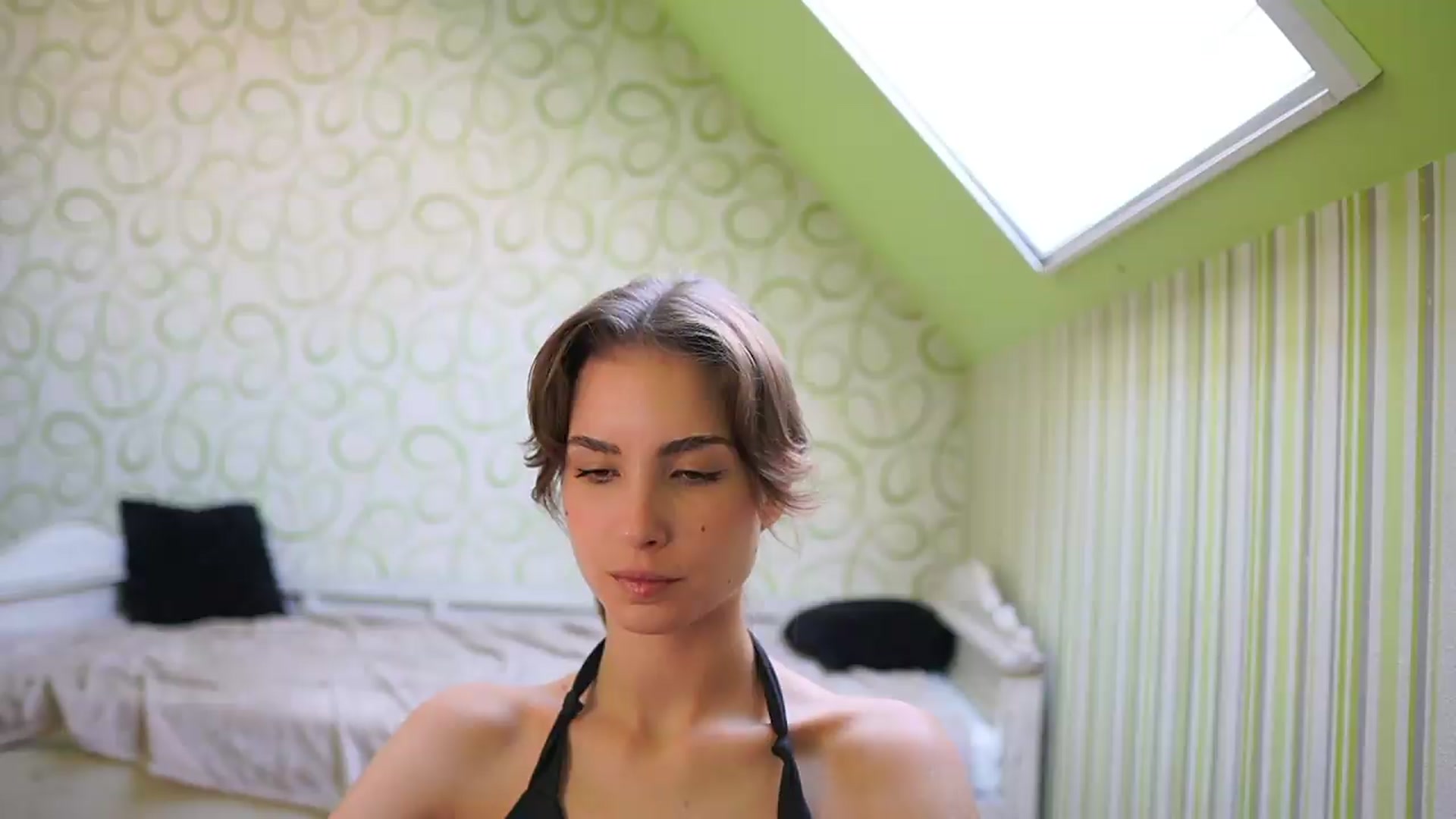 Gallery image thumbnail from Shy_jane's myfreecams stream on, 08/26/2026, 11:15 image 12 of 20
