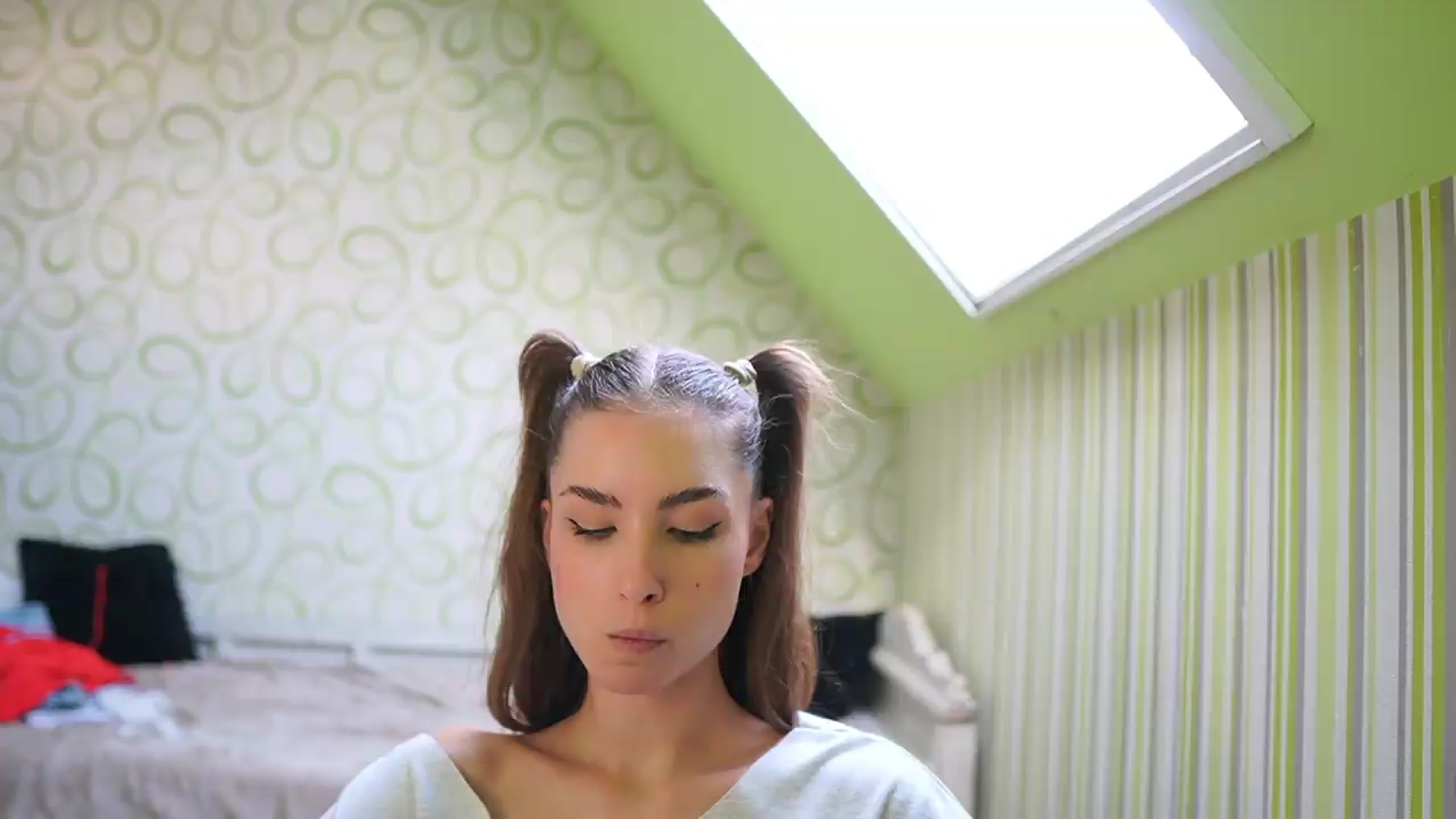 Gallery image thumbnail from Shy_jane's myfreecams stream on, 08/28/2026, 15:23 image 6 of 20