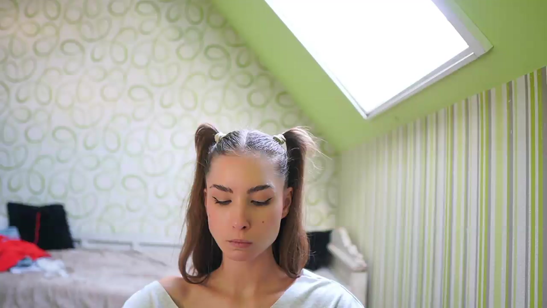 Gallery image thumbnail from Shy_jane's myfreecams stream on, 08/28/2026, 15:23 image 7 of 20