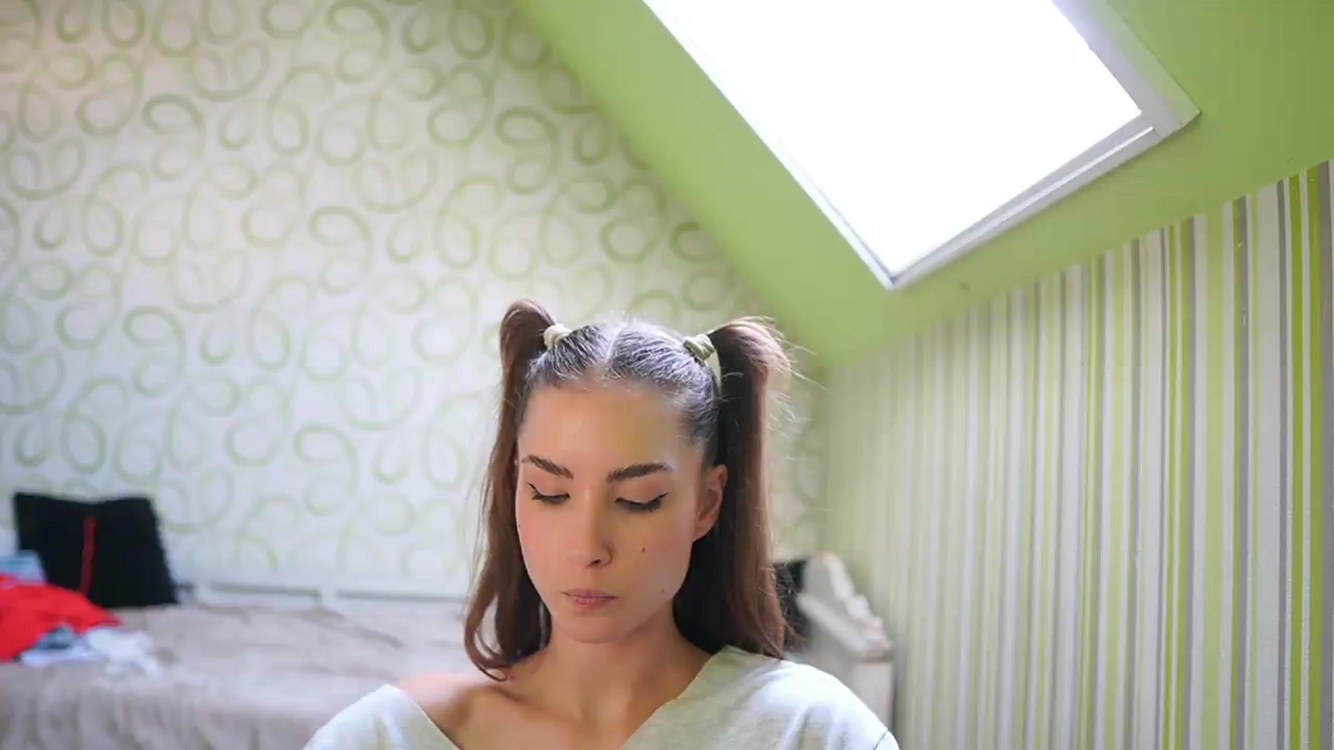 Gallery image thumbnail from Shy_jane's myfreecams stream on, 08/28/2026, 15:23 image 14 of 20