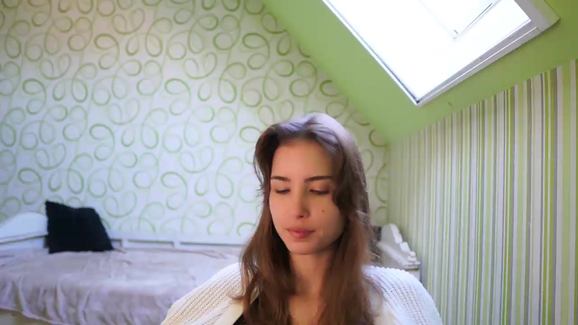 Gallery image thumbnail from Shy_jane's myfreecams stream on, 09/13/2026, 08:06 image 10 of 20