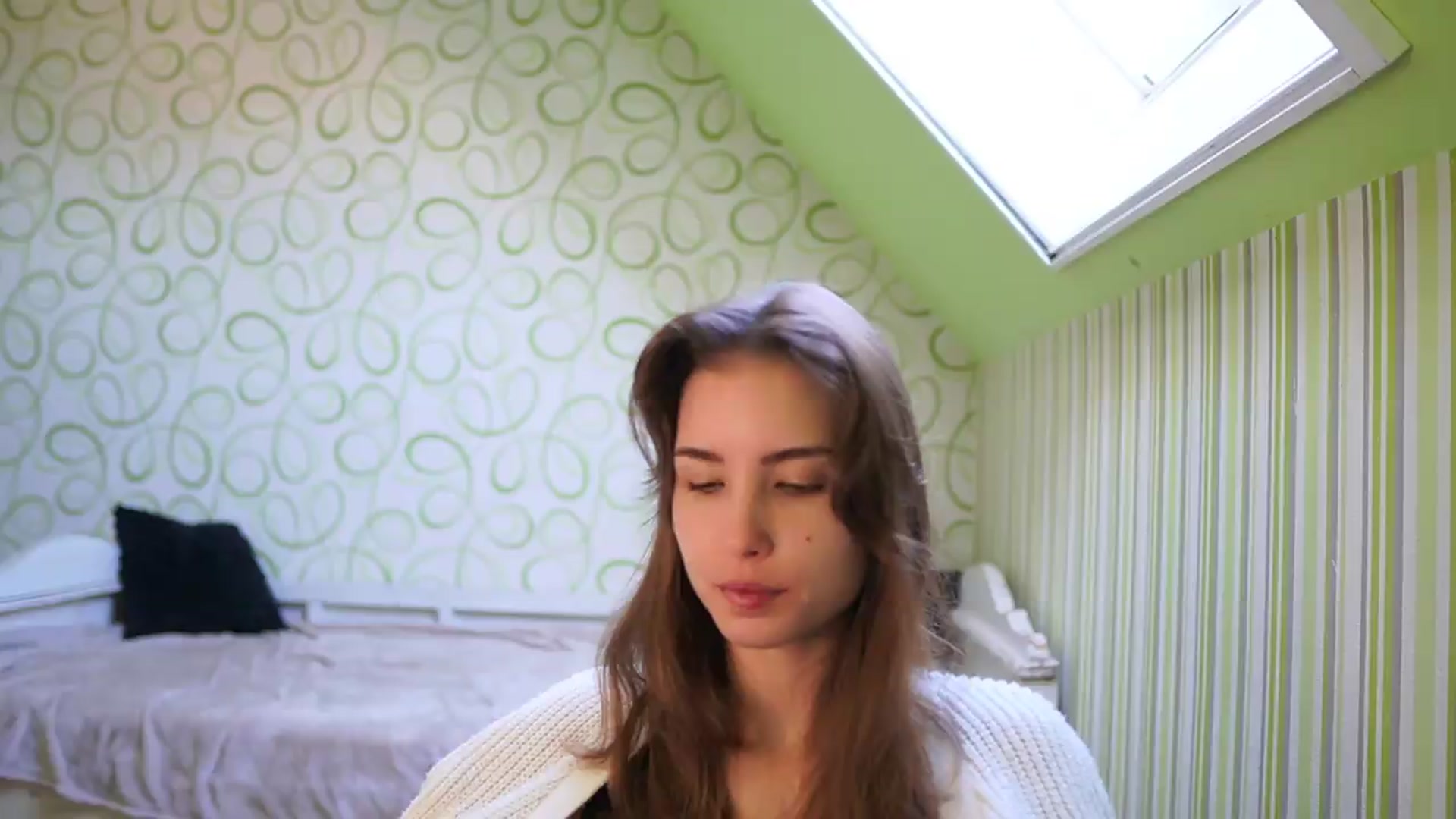 Gallery image thumbnail from Shy_jane's myfreecams stream on, 09/13/2026, 08:06 image 12 of 20