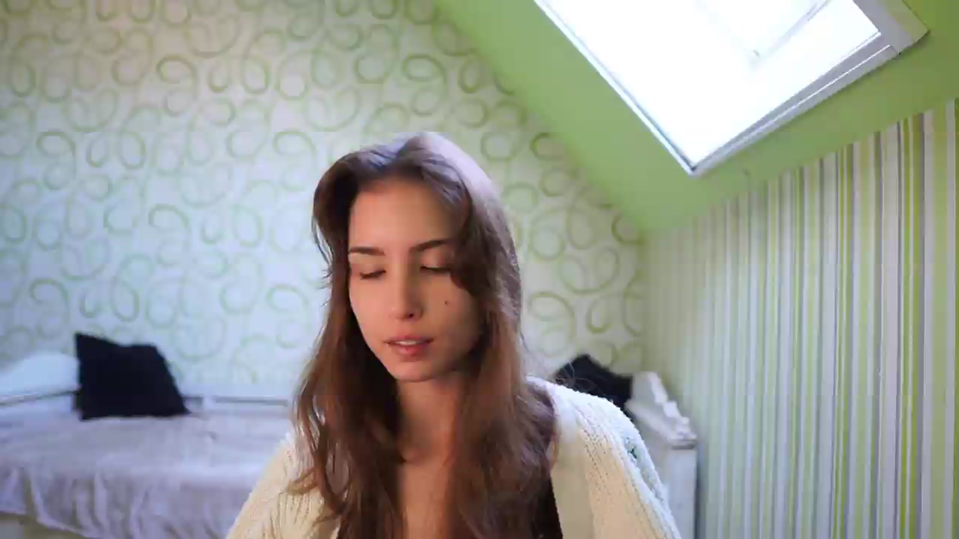 Gallery image thumbnail from Shy_jane's myfreecams stream on, 09/13/2026, 08:06 image 15 of 20