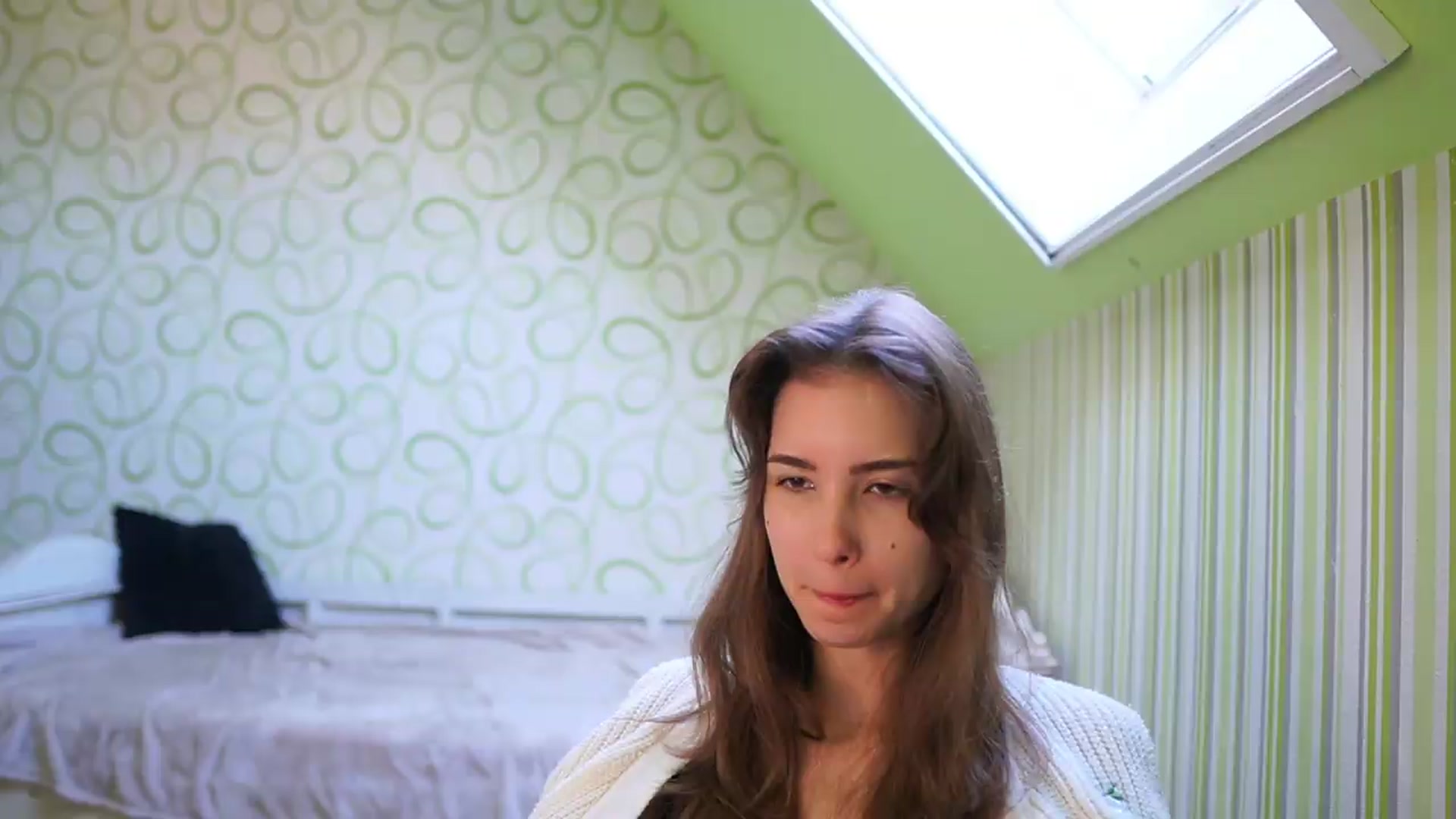 Gallery image thumbnail from Shy_jane's myfreecams stream on, 09/13/2026, 08:06 image 18 of 20