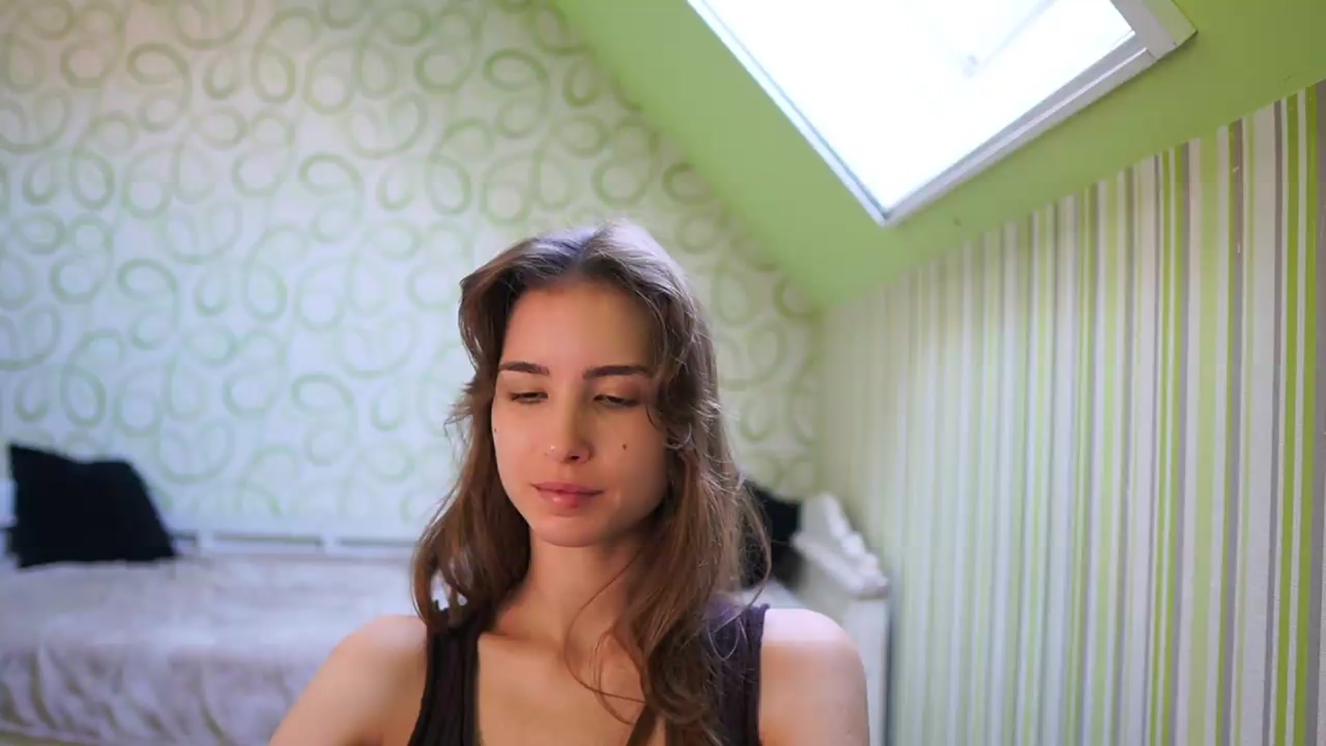 Gallery image thumbnail from Shy_jane's myfreecams stream on, 09/13/2026, 10:46 image 11 of 20