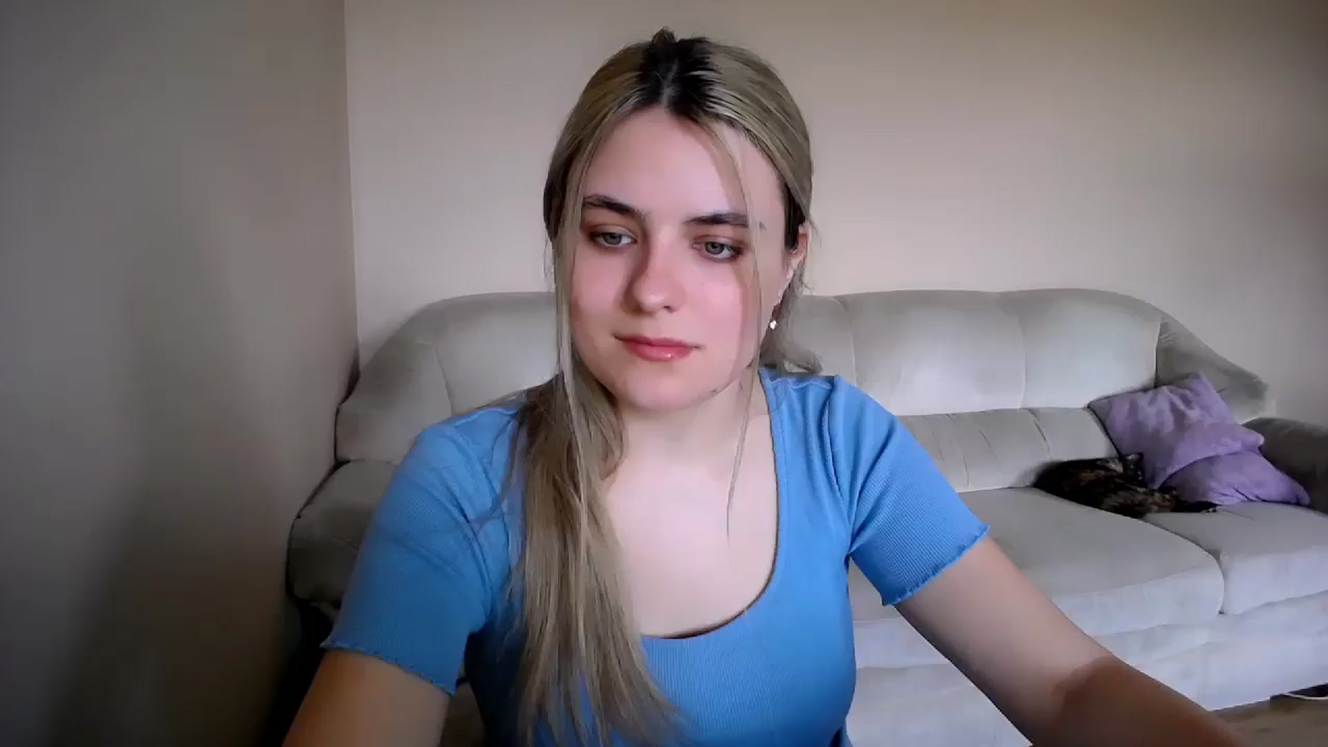 Gallery image thumbnail from Shy_shy_lily's myfreecams stream on, 04/19/2026, 09:34 image 20 of 20