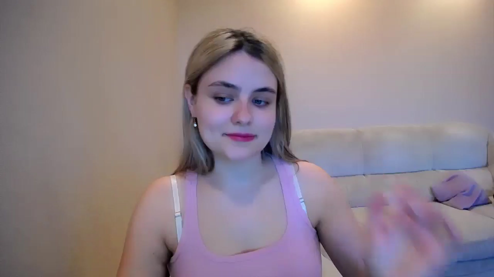 Gallery image thumbnail from Shy_shy_lily's myfreecams stream on, 04/26/2026, 16:19 image 3 of 20