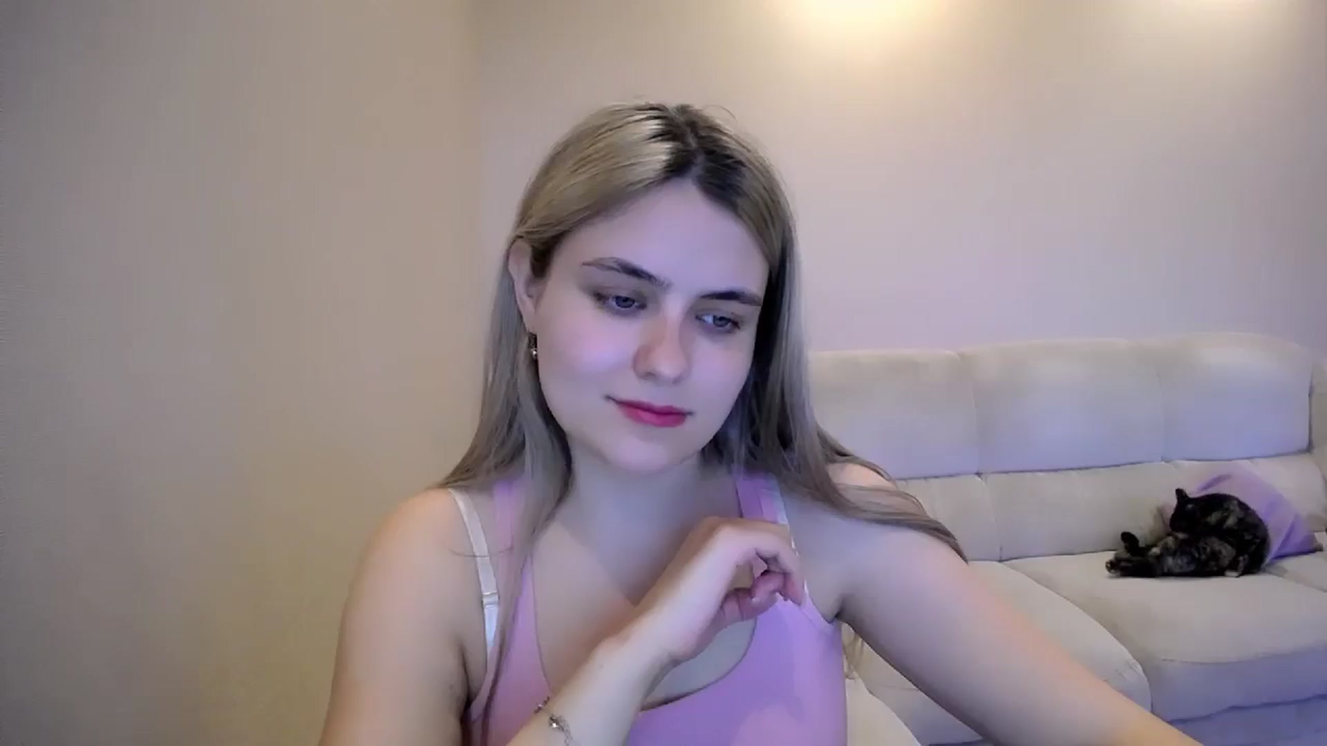 Gallery image thumbnail from Shy_shy_lily's myfreecams stream on, 04/26/2026, 16:19 image 7 of 20