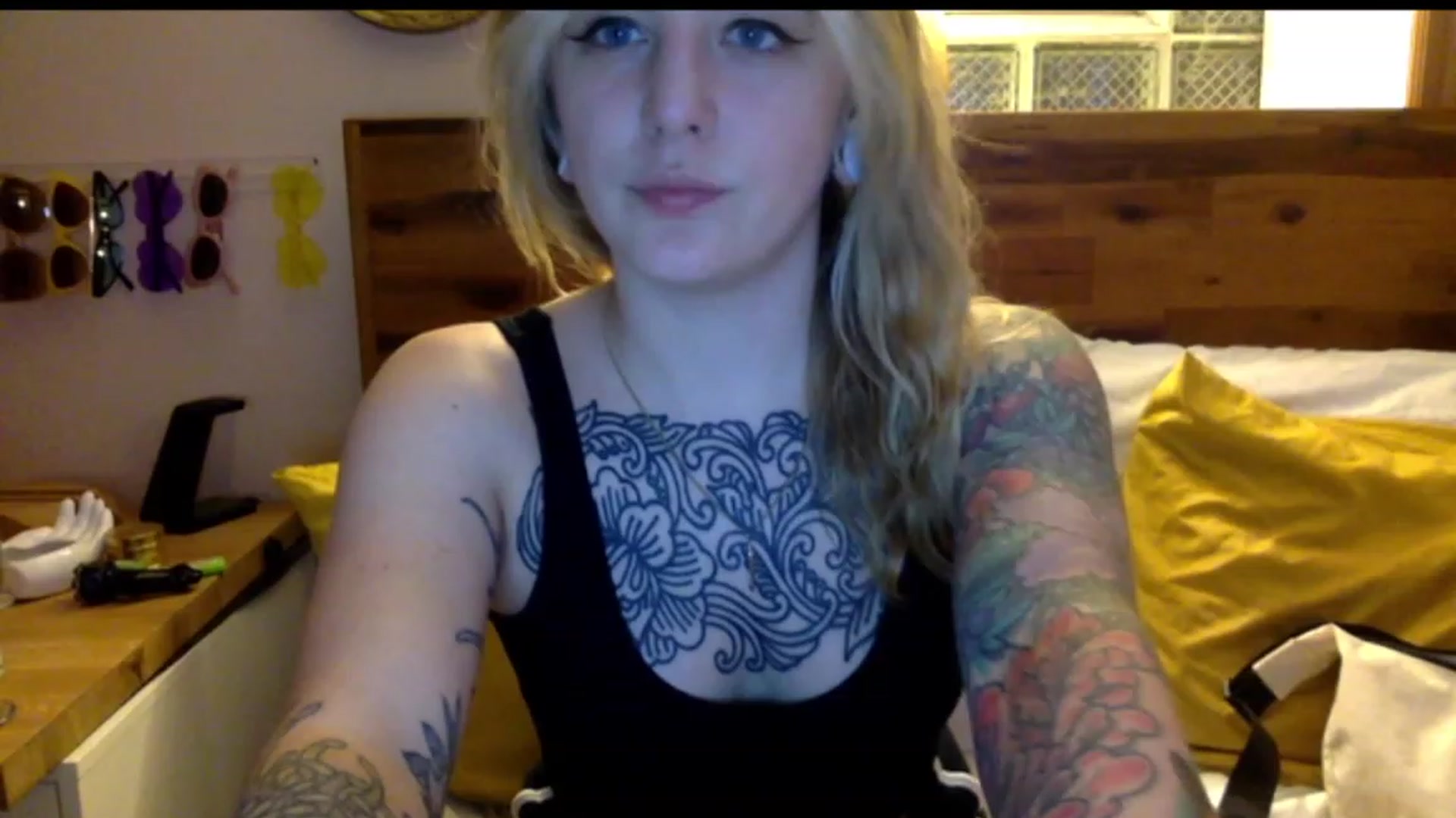 Gallery image thumbnail from Shy_sophia2's myfreecams stream on, 07/21/2023, 04:22 image 8 of 20
