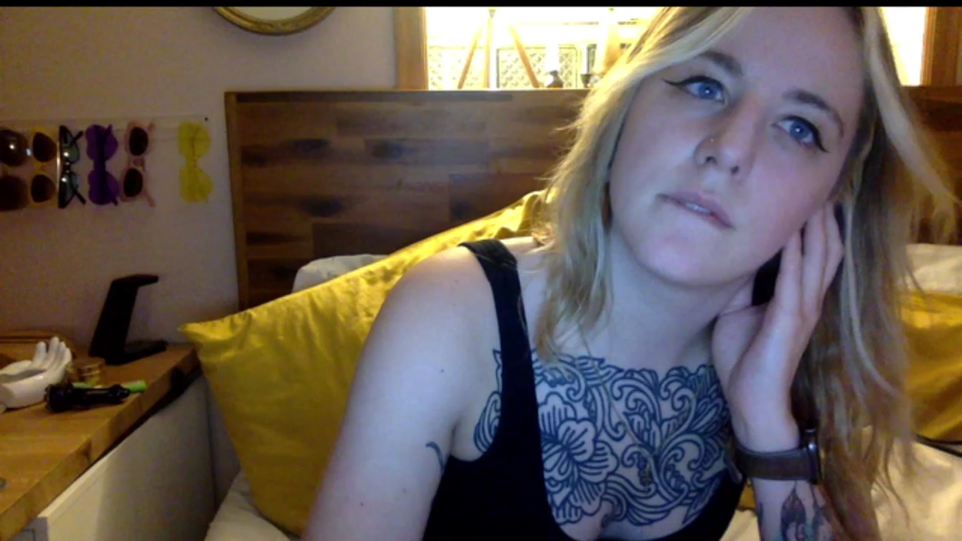 Gallery image thumbnail from Shy_sophia2's myfreecams stream on, 07/21/2023, 04:22 image 3 of 20