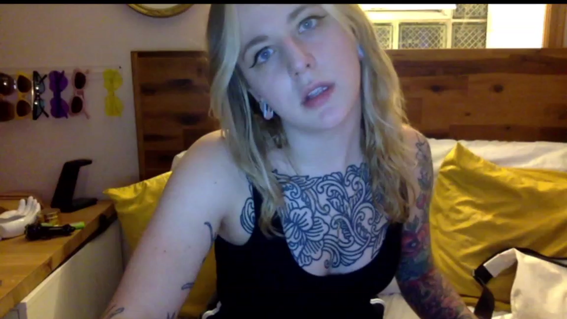 Gallery image thumbnail from Shy_sophia2's myfreecams stream on, 07/21/2023, 04:22 image 5 of 20
