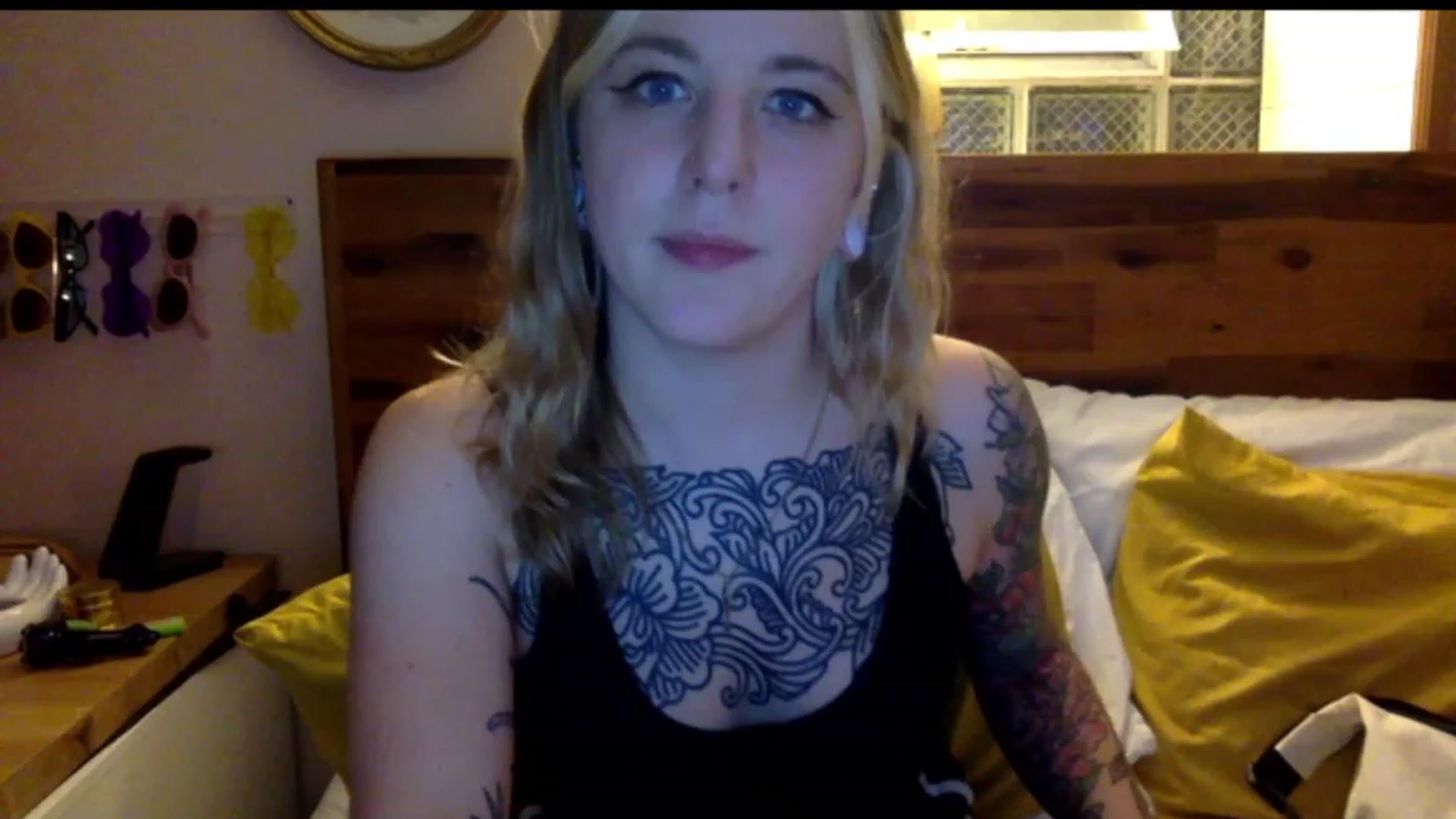 Gallery image thumbnail from Shy_sophia2's myfreecams stream on, 07/21/2023, 04:22 image 20 of 20